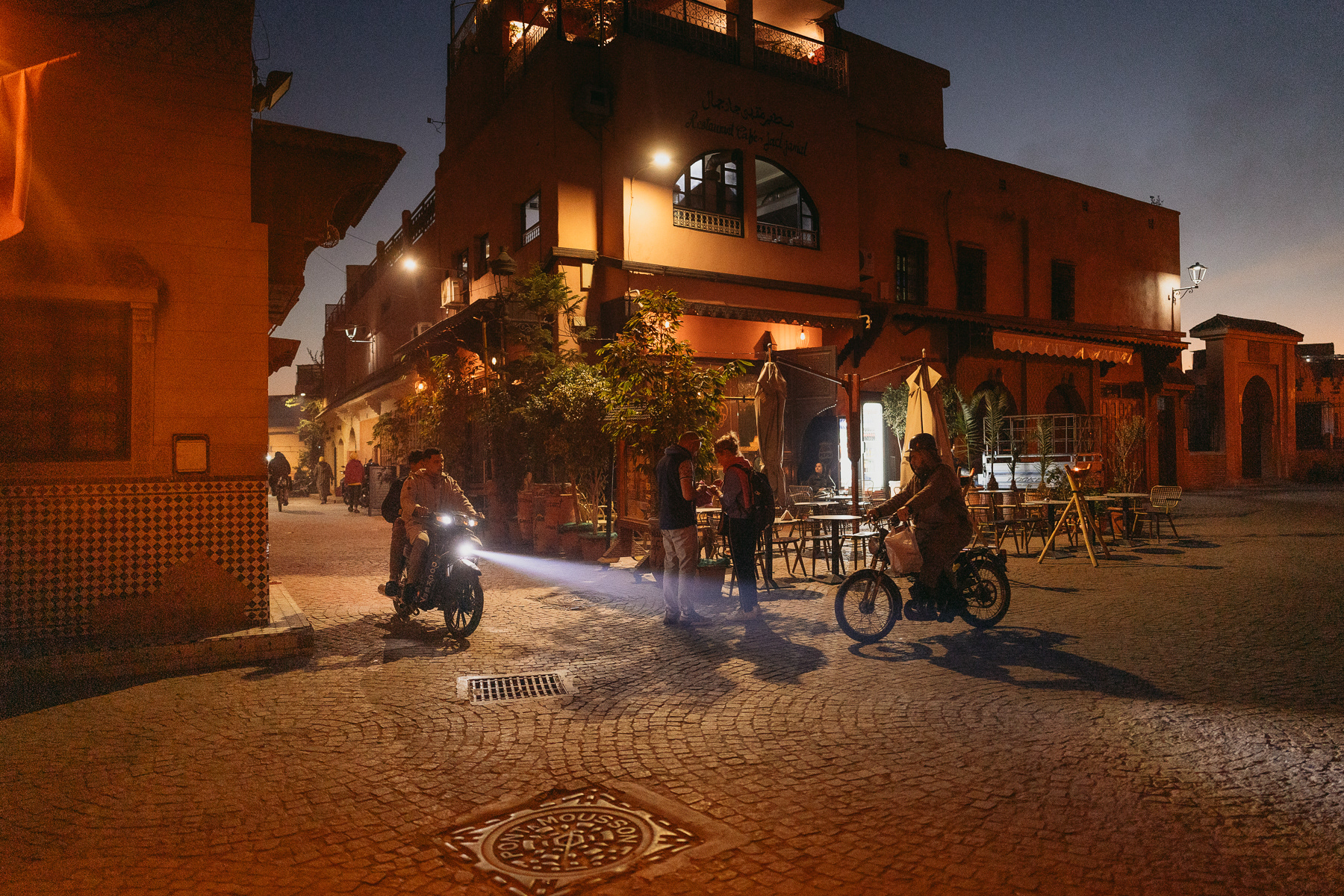Fotografia uliczna Maroko Canon 24mm f/1.4 L VCM AF