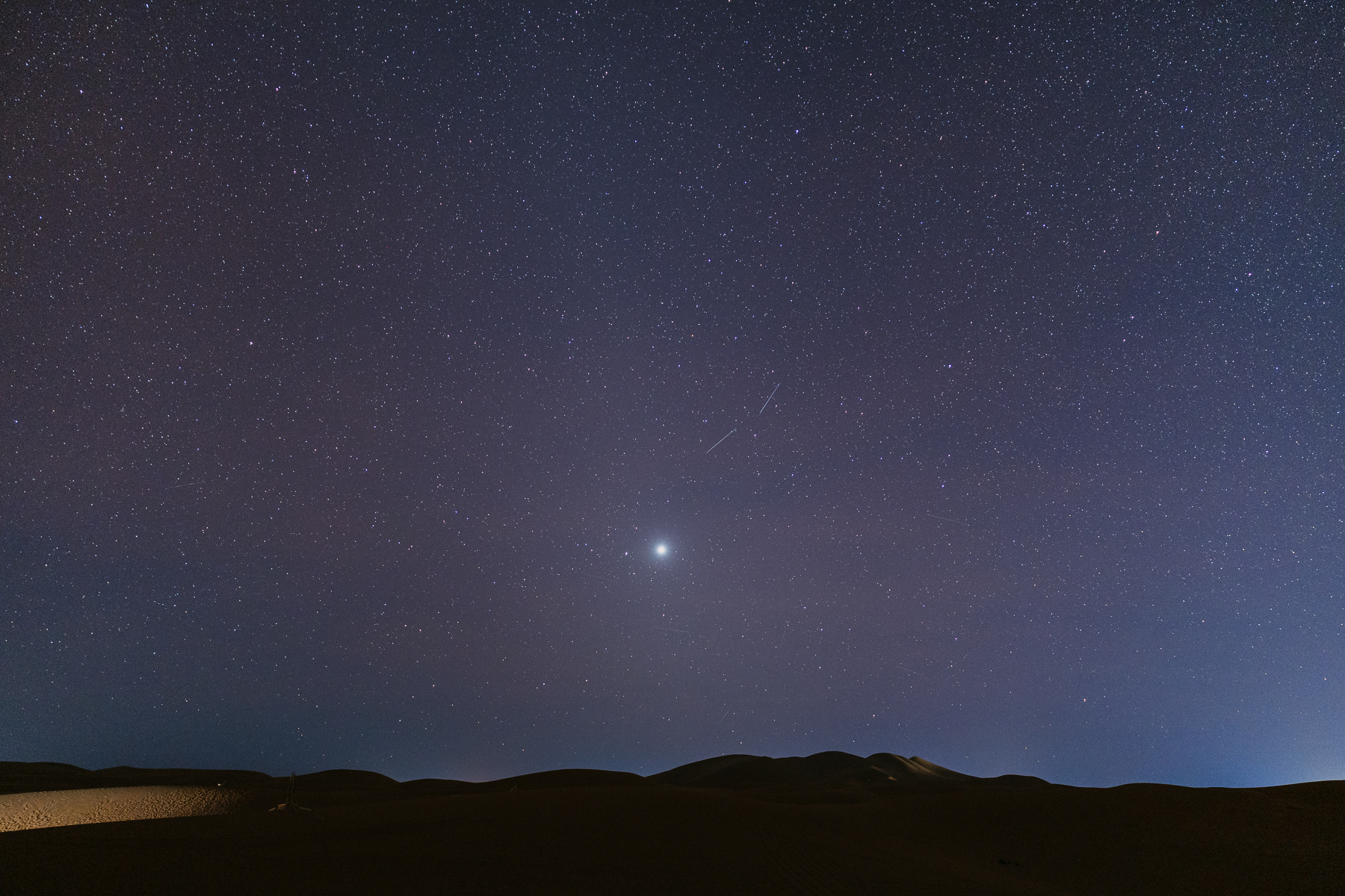 Zdjęcie nocne Canon RF 24mm F1.4L VCM astrofotografia f/1.4