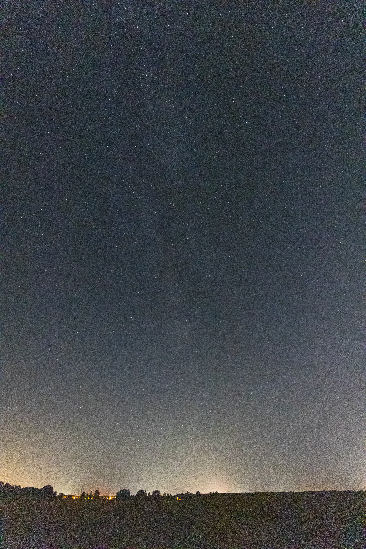 Czułość ISO Canon R8 Mark II astrofotografia