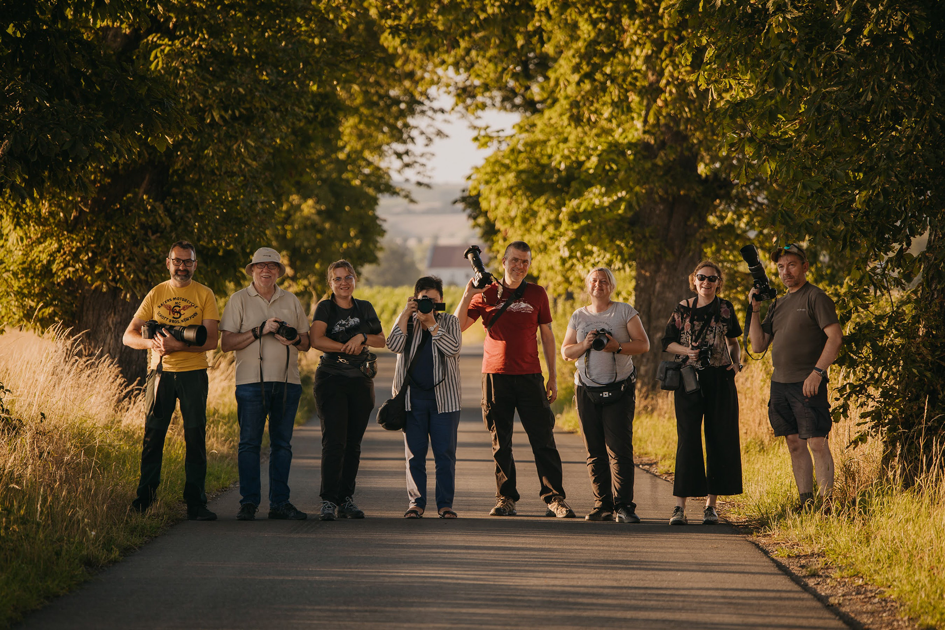 Ludzie na warsztatach fotograficznych w Opolskim
