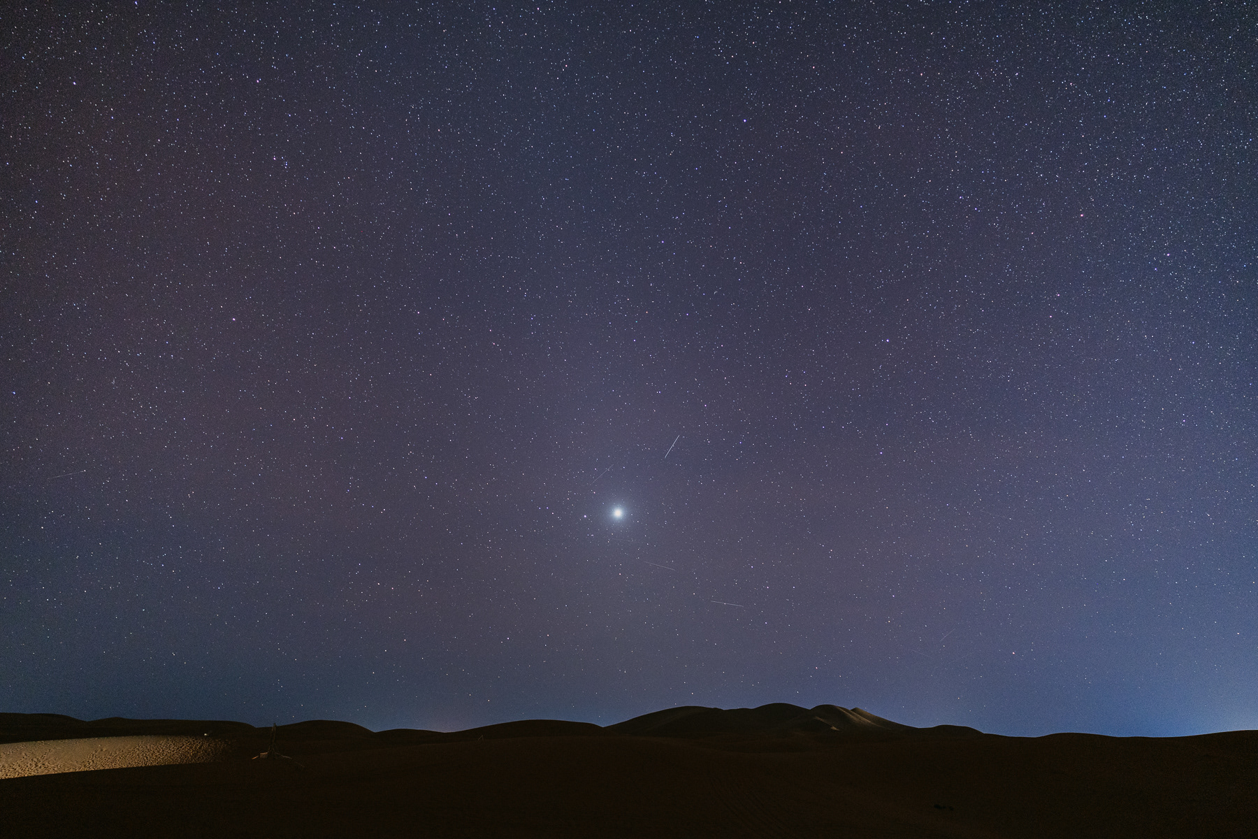 Zdjęcie nocne Canon RF 24mm F1.4L VCM astrofotografia f/1.4