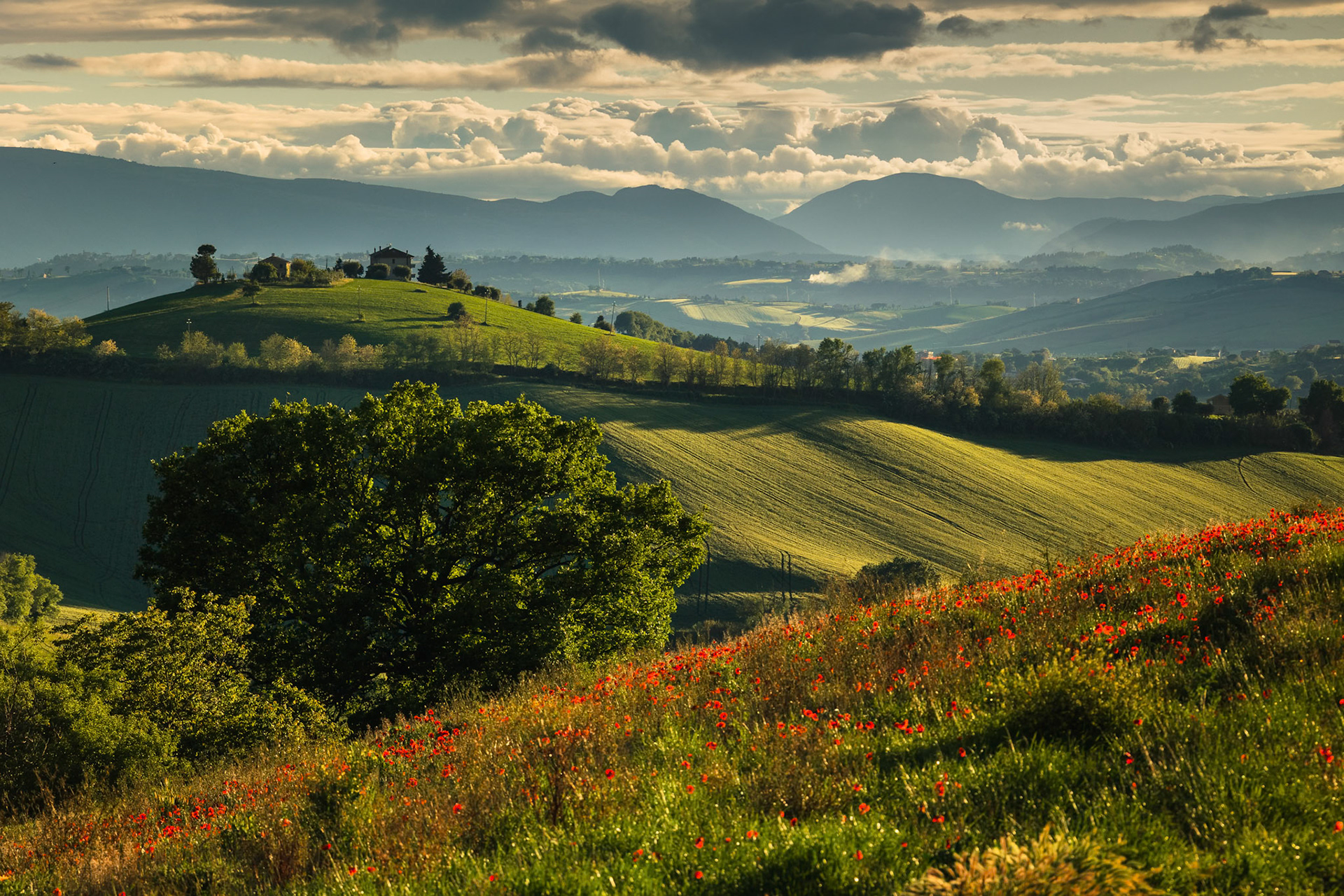 Fotowyprawa: Umbria i Marche – Ukryte Perły Włoch