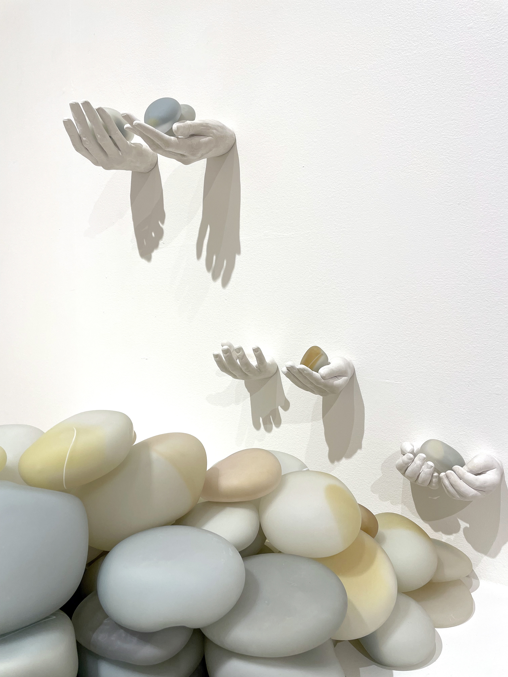 Kristel Britcher and Heidi Kenyon, We borrow the earth, 2021, Blown glass (150 pieces), hydrostone.