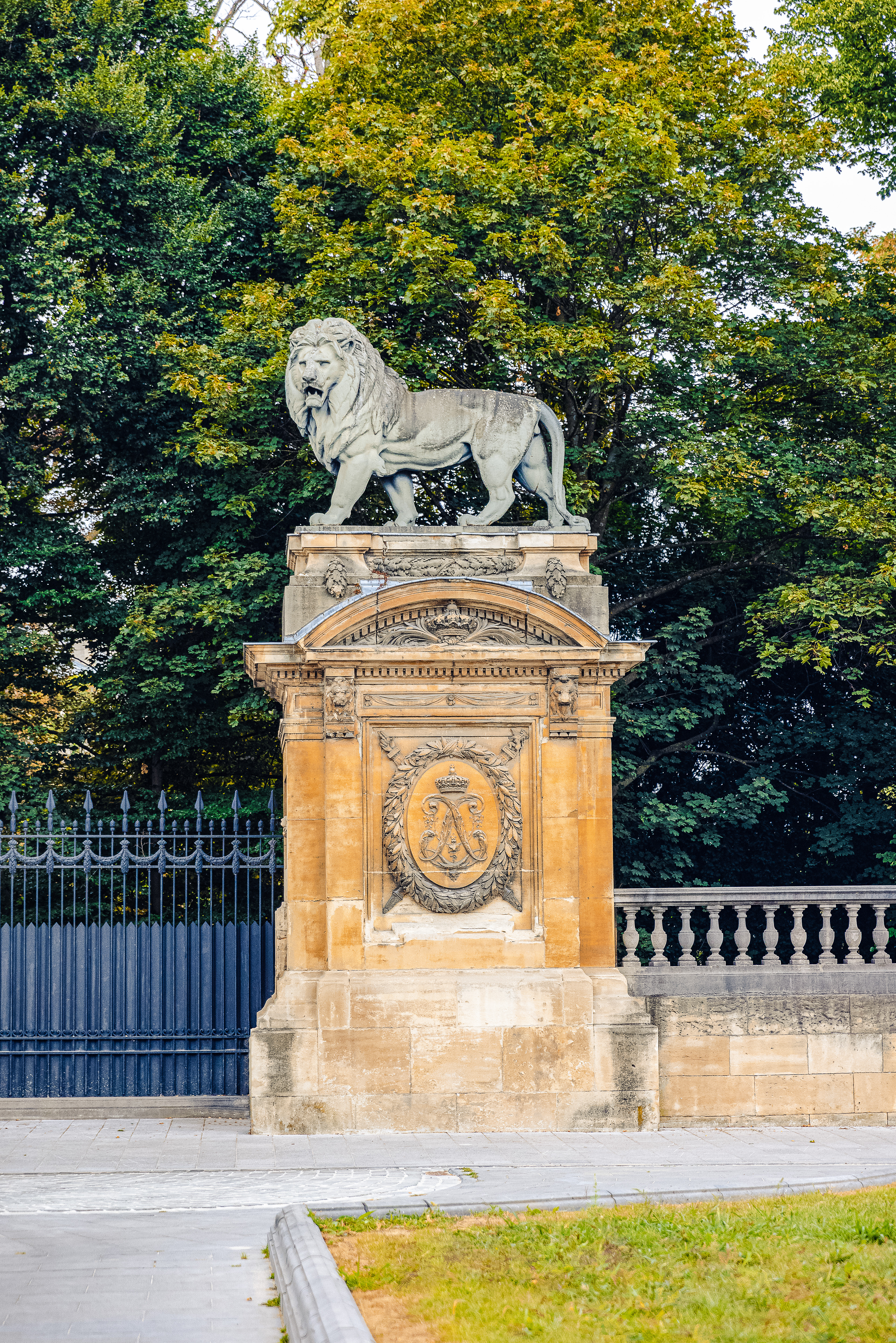 Lions Gate - Royal Palace of Brussels