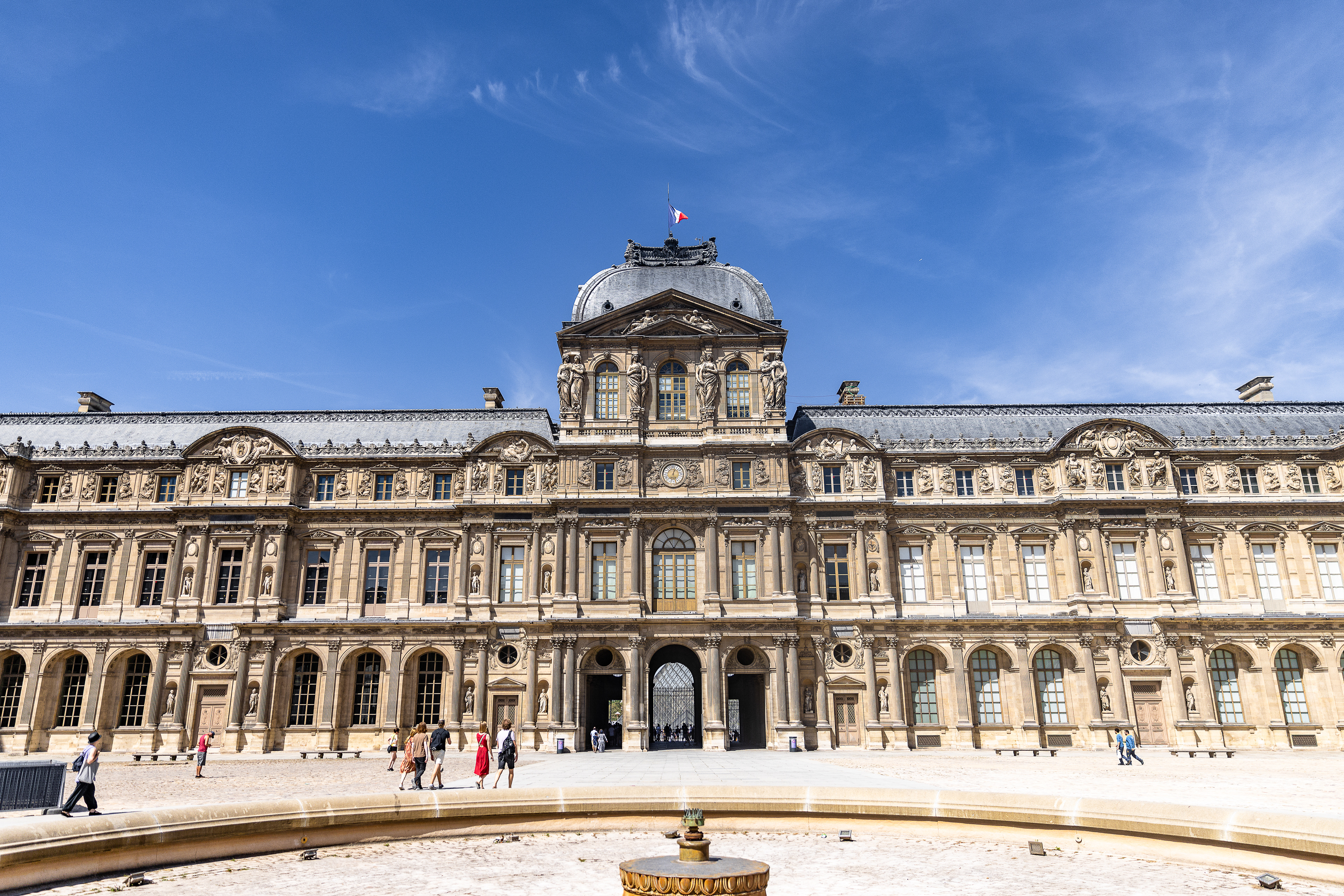 Louvre