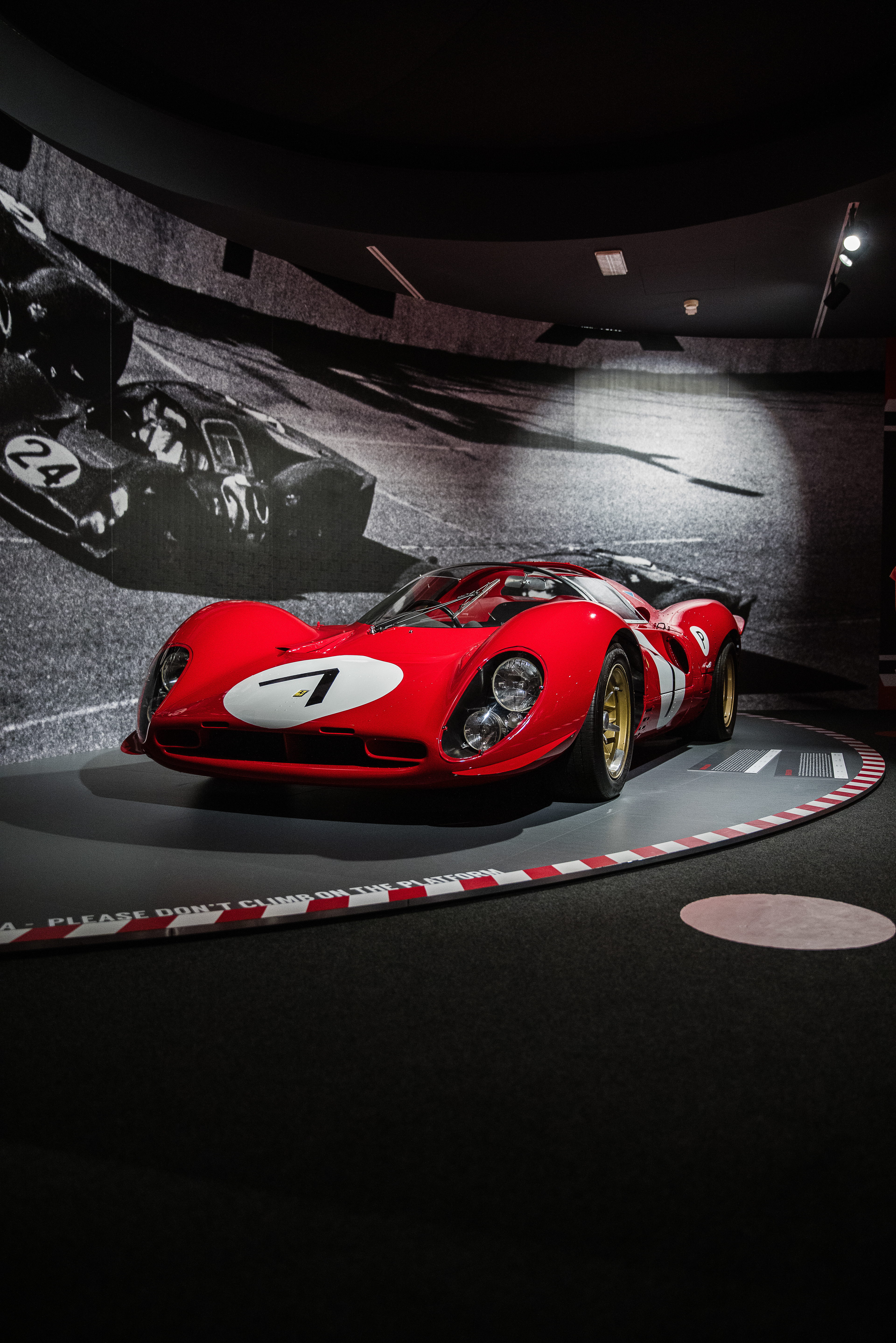 Ferrari 330 P4