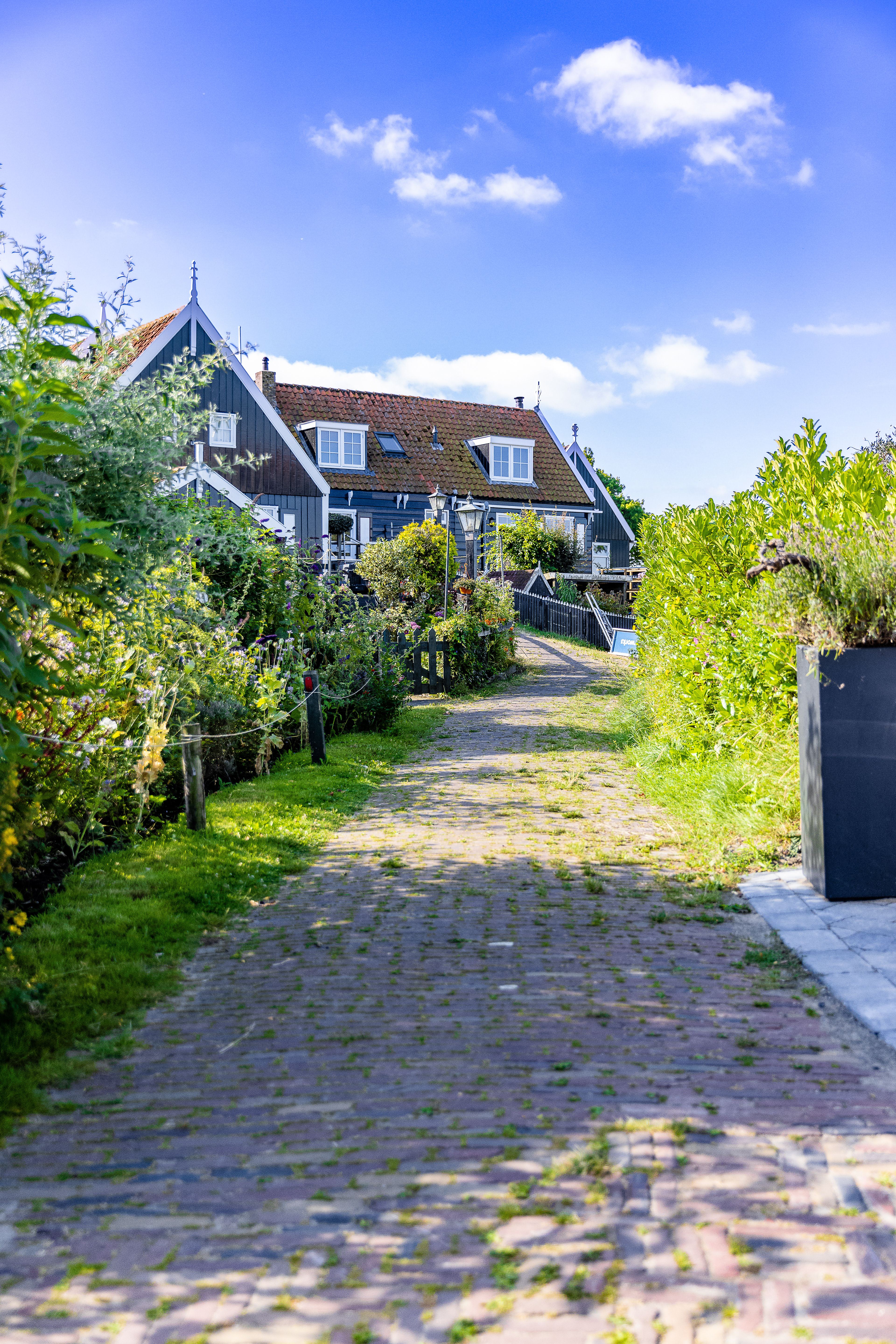 Marken