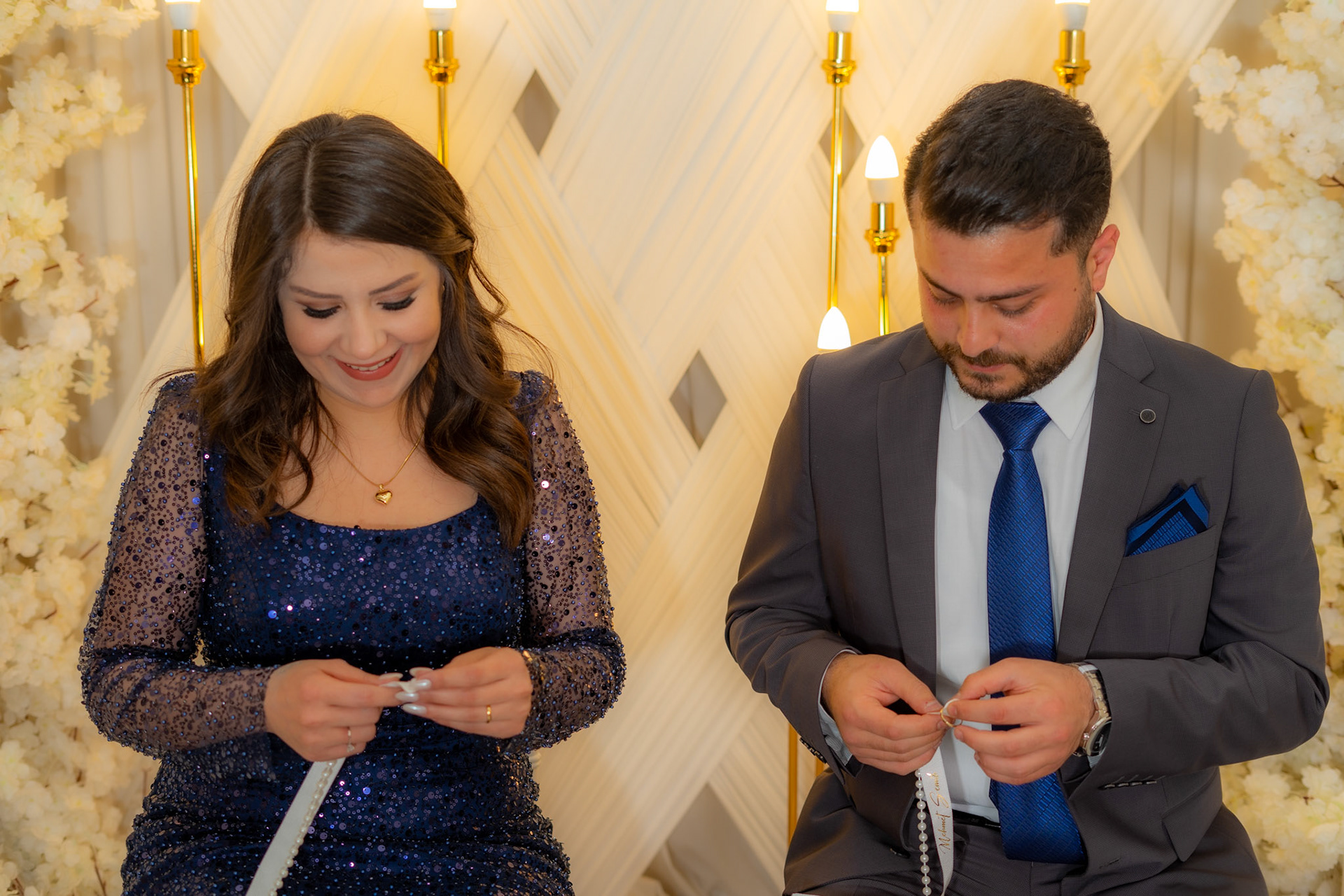 Urla İsteme Nişan Fotoğraf Çekimi