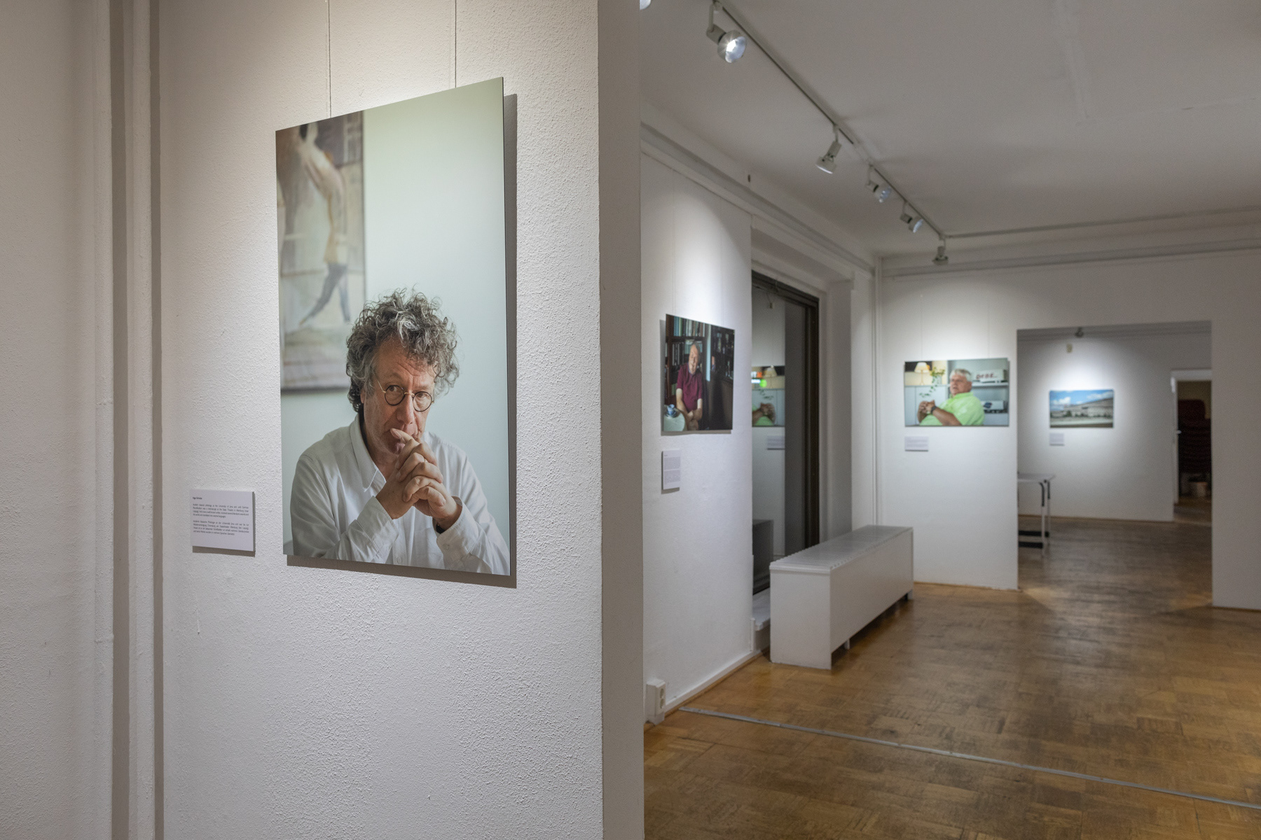 "Deutschland Übergestern" (2019) is a project by the photographer © Dario J Laganà "Norte" Photography founded by the Bundesstiftung zur Aufarbeitung der SED-Diktatur
