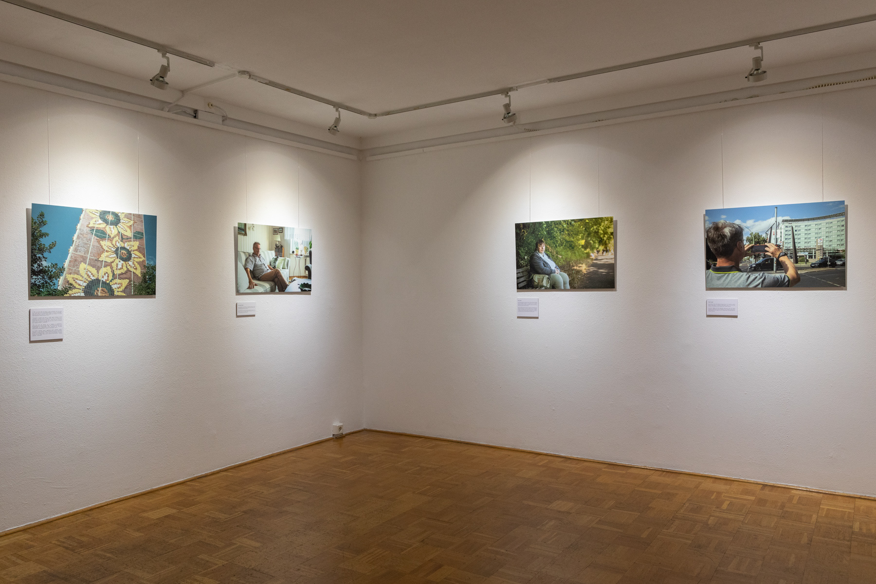 "Deutschland Übergestern" (2019) is a project by the photographer © Dario J Laganà "Norte" Photography founded by the Bundesstiftung zur Aufarbeitung der SED-Diktatur