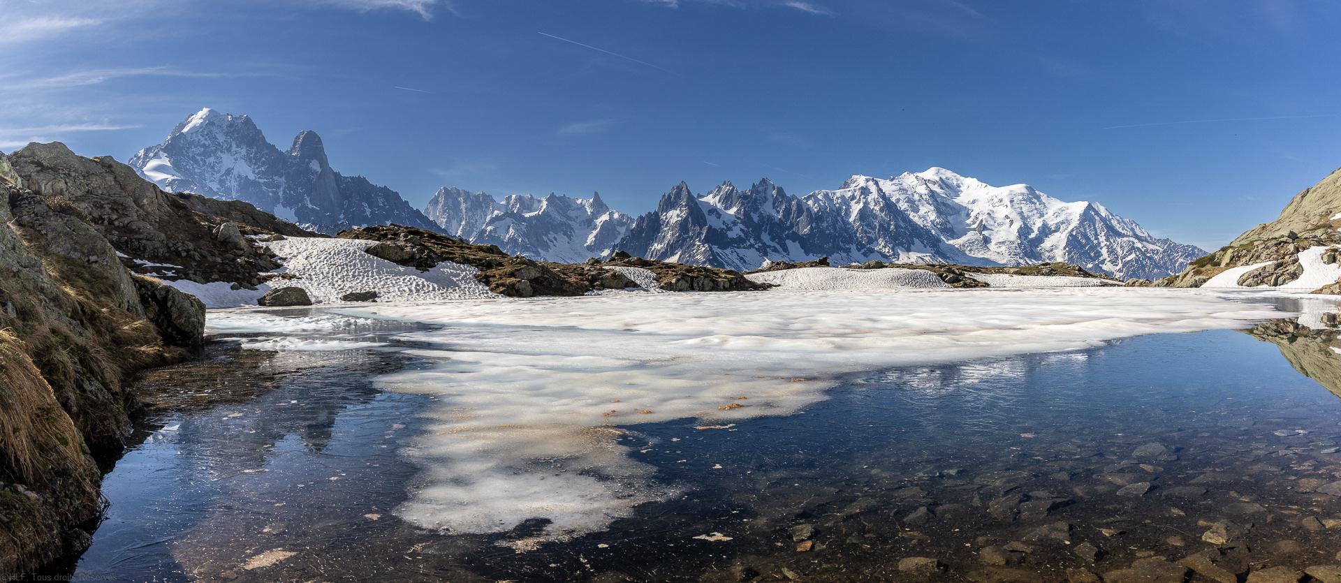 Mont blanc depuis lac de Cheserys