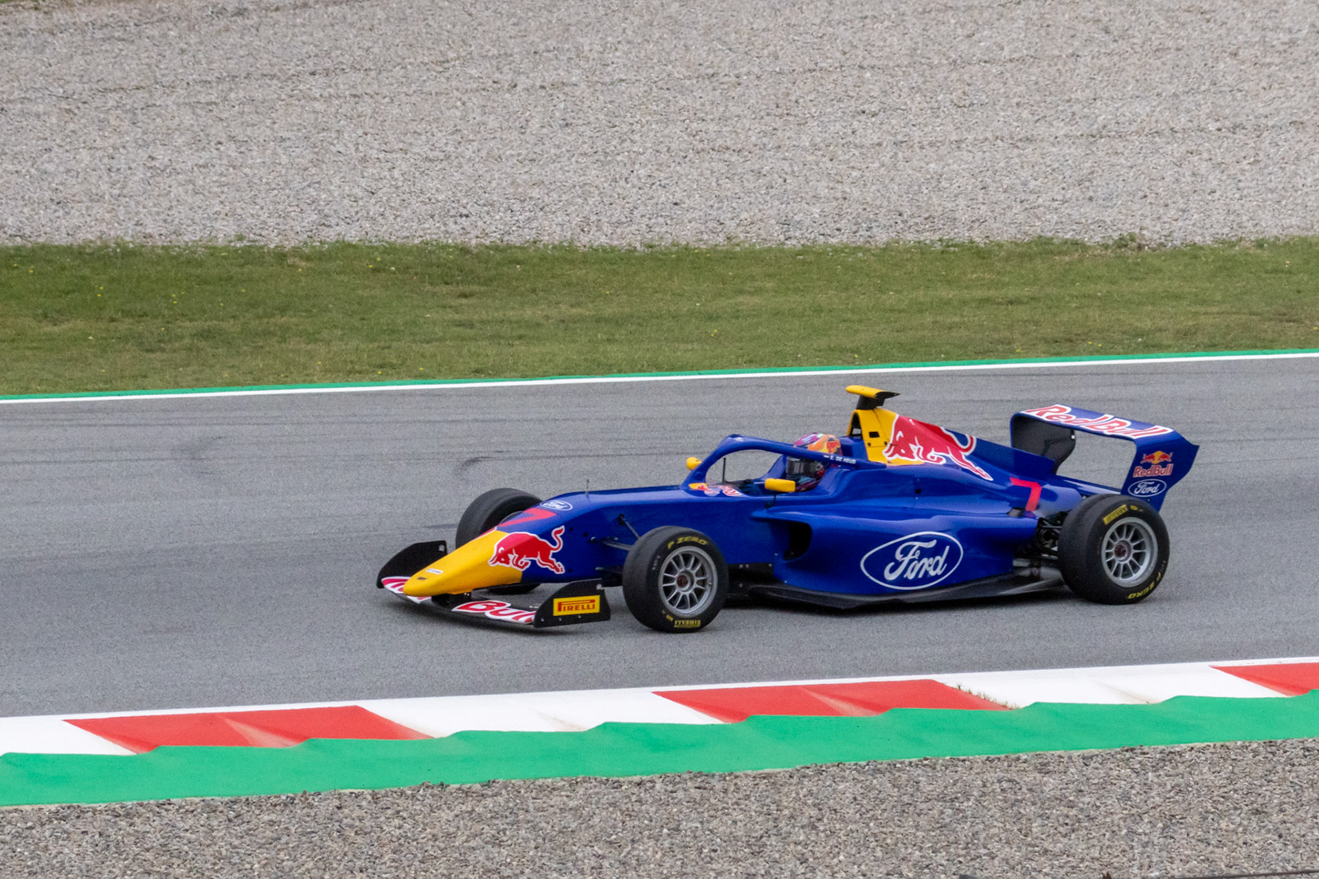 Emely De Heus (MP Motorsport F1 Academy)