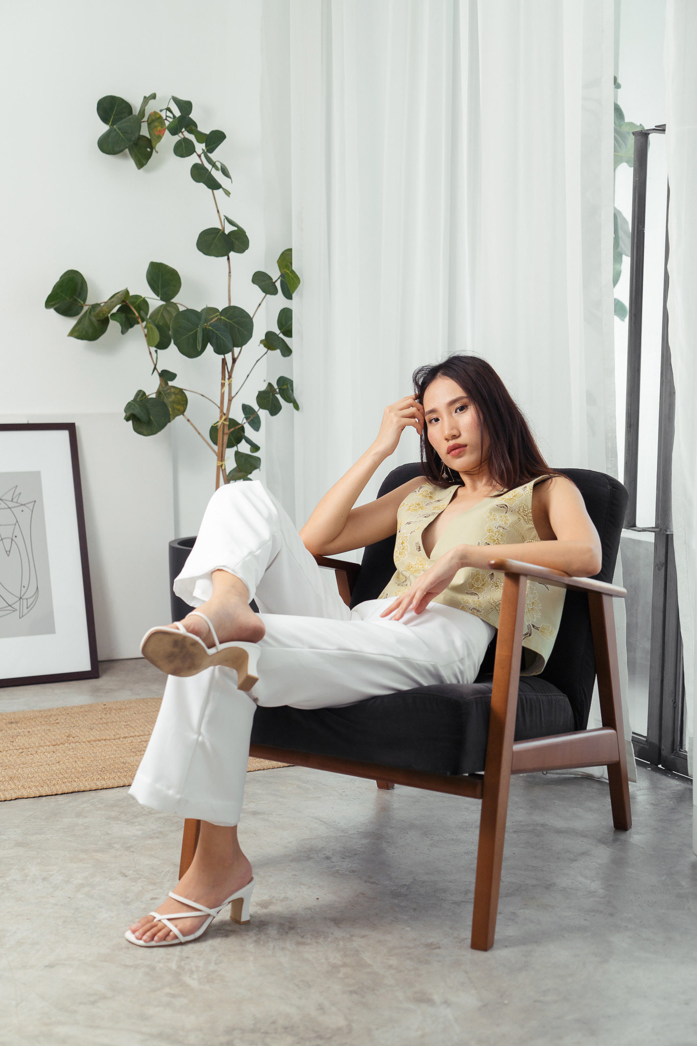 Model Photoshoot with Beautifully Patterned Handwoven Patae Fabric