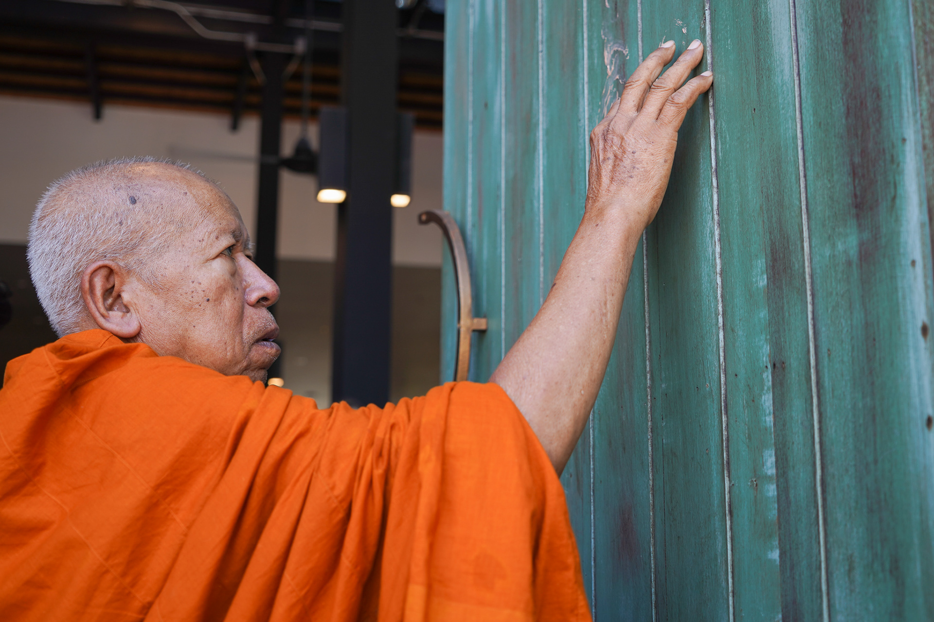 Exterior Atmosphere of HERN on Opening Day