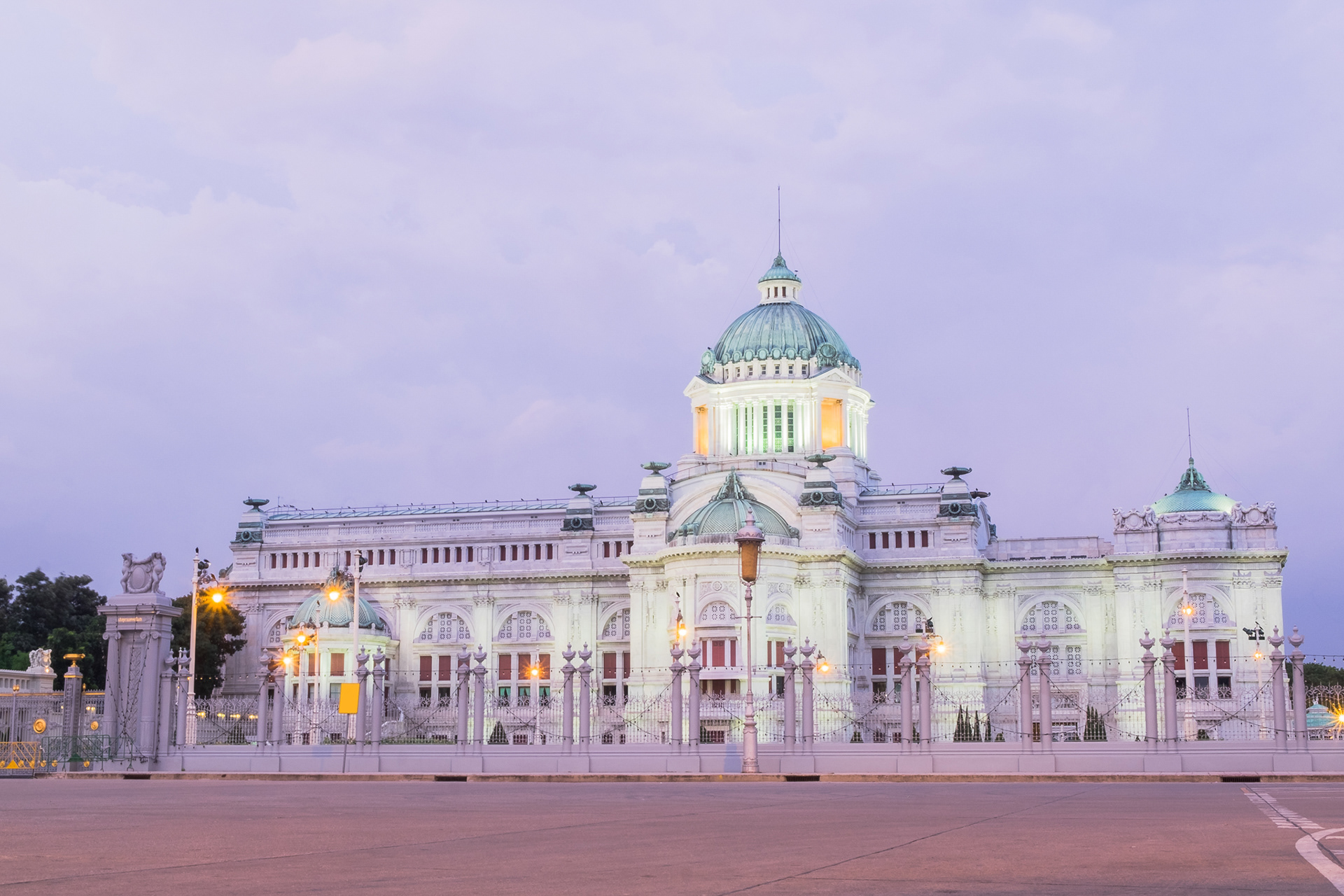 Ananta Samakhom Throne Hall , พระที่นั่งอนันตสมาคม
