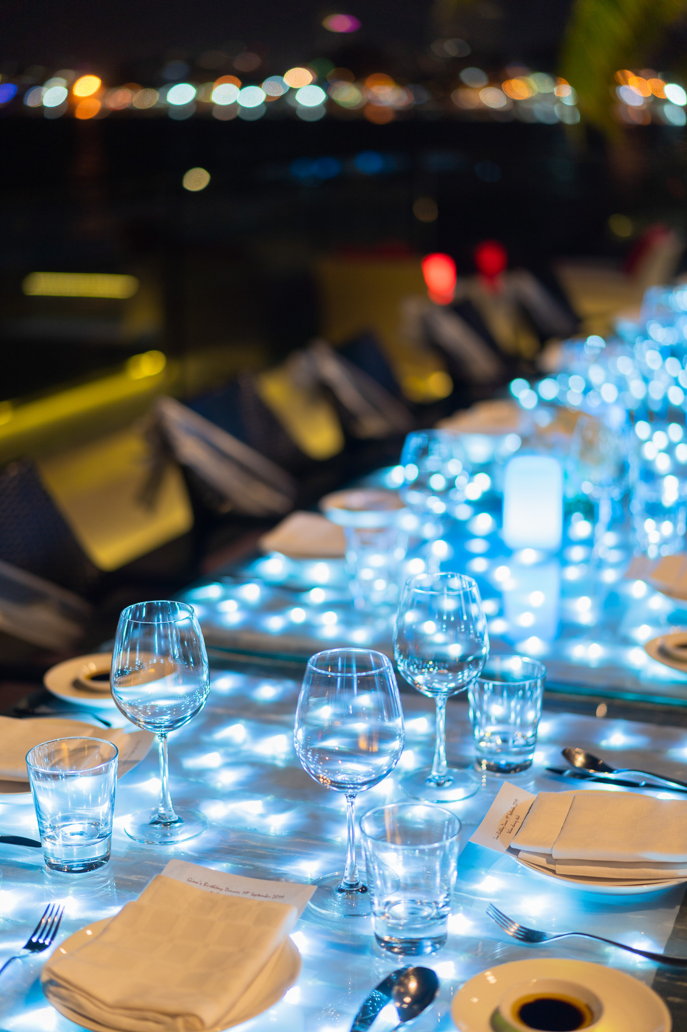 Elegant Dinner Table Setup