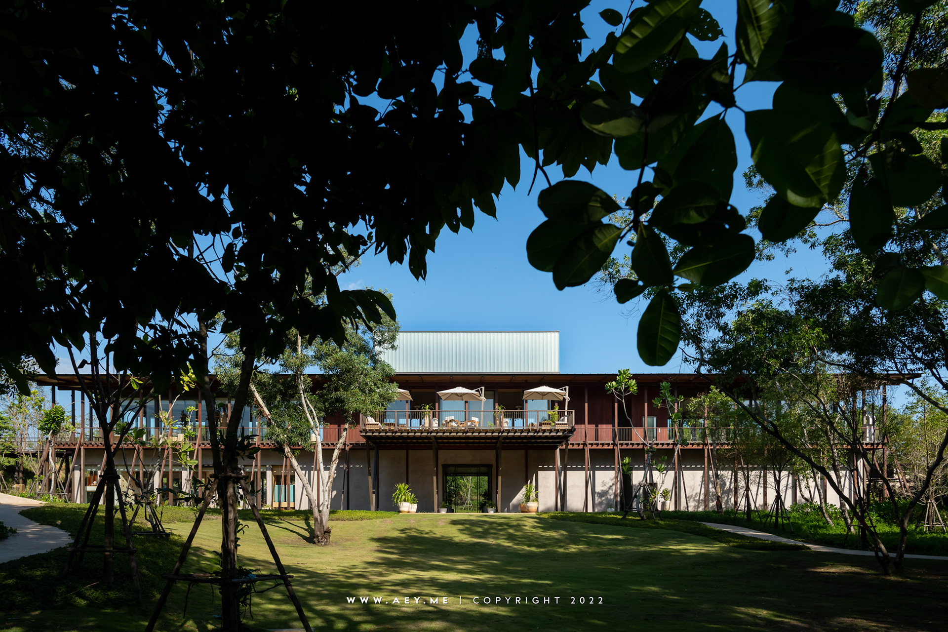 Tri Vananda, Phuket