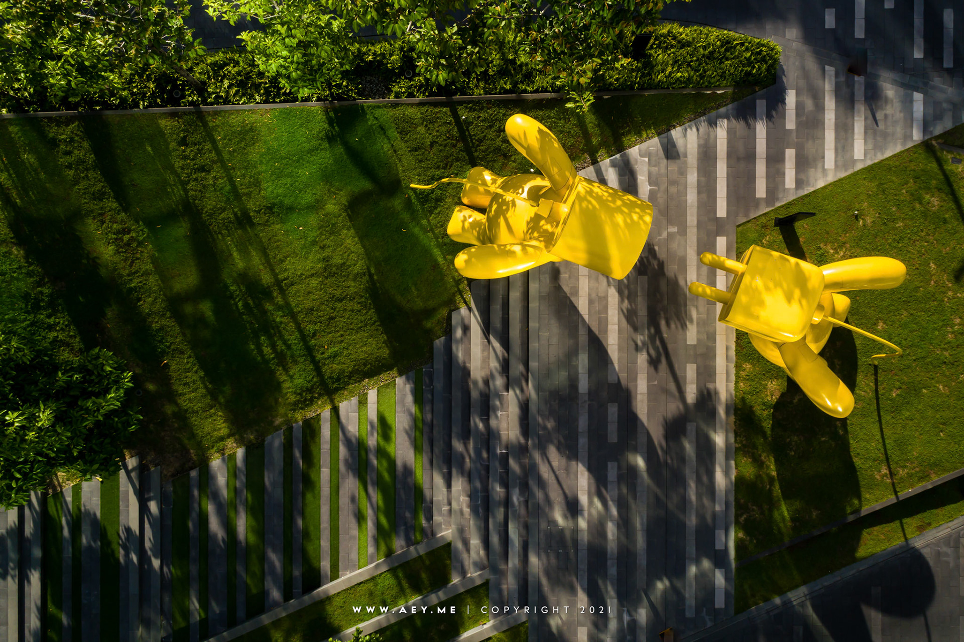 Mr. &amp; Mrs. Spark, FYI Center, Bangkok