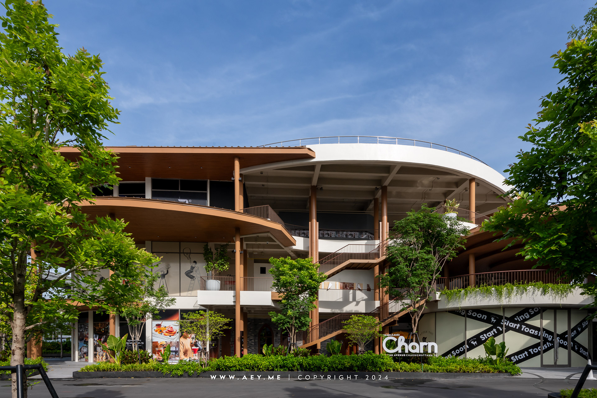 Charn At The Avenue Chaengwattana
