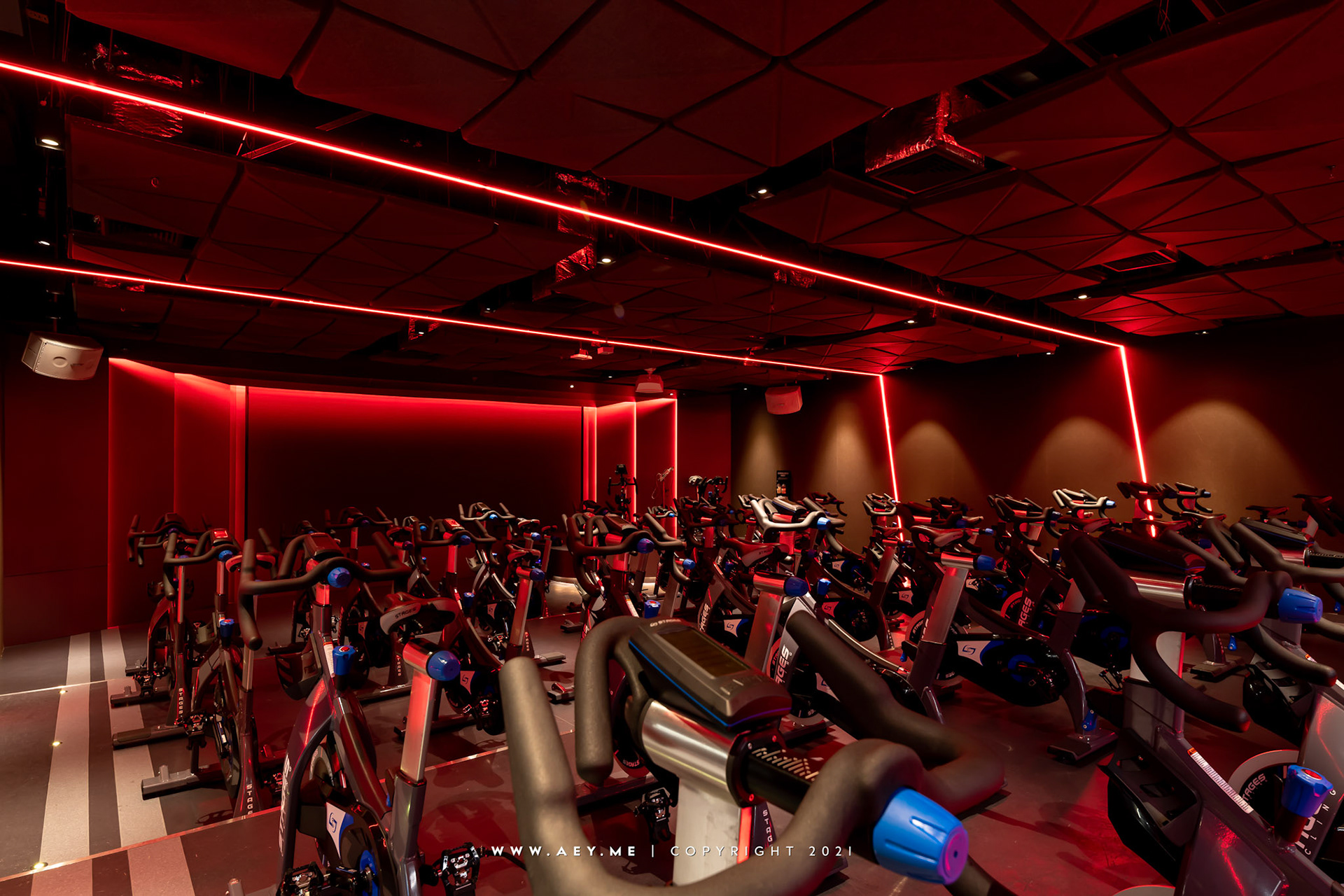 F ICON Fitness First