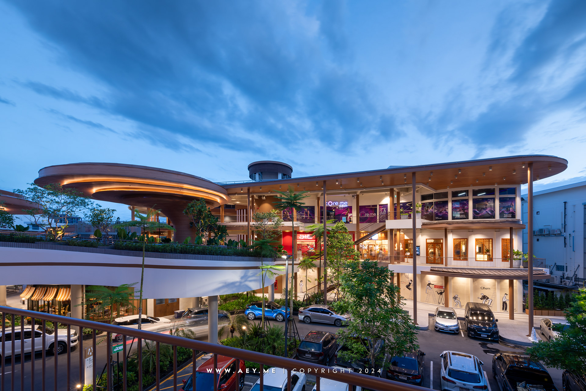 Charn At The Avenue Chaengwattana