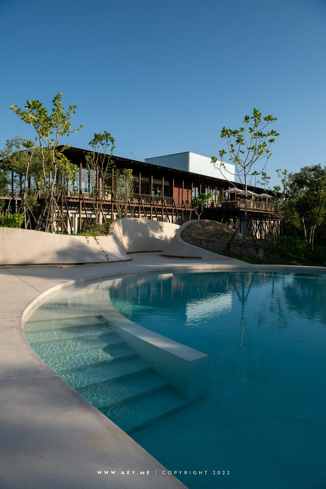 Tri Vananda, Phuket