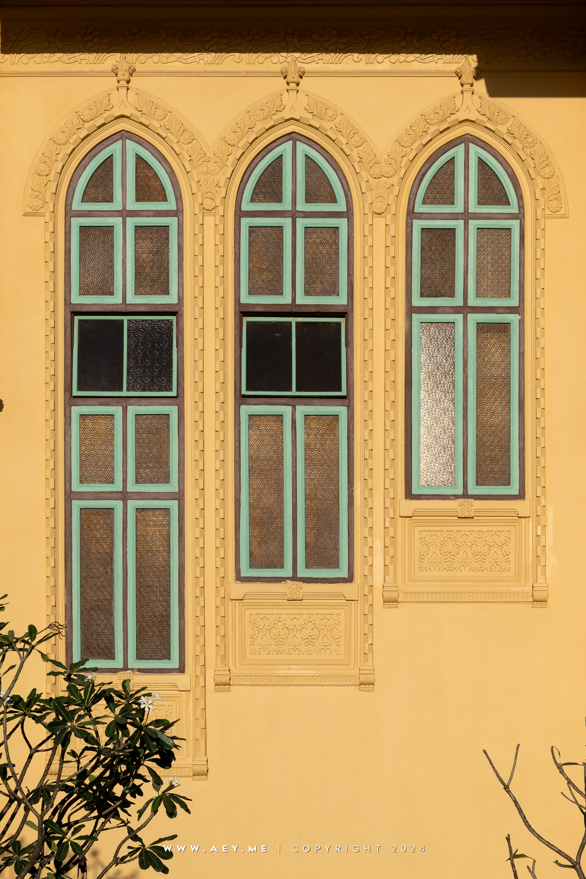 Vajiranusorn Building