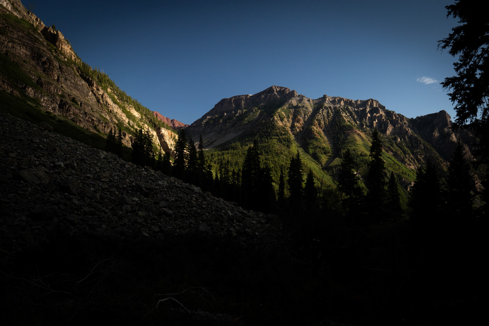 The last kiss of sun in the valley before dusk.