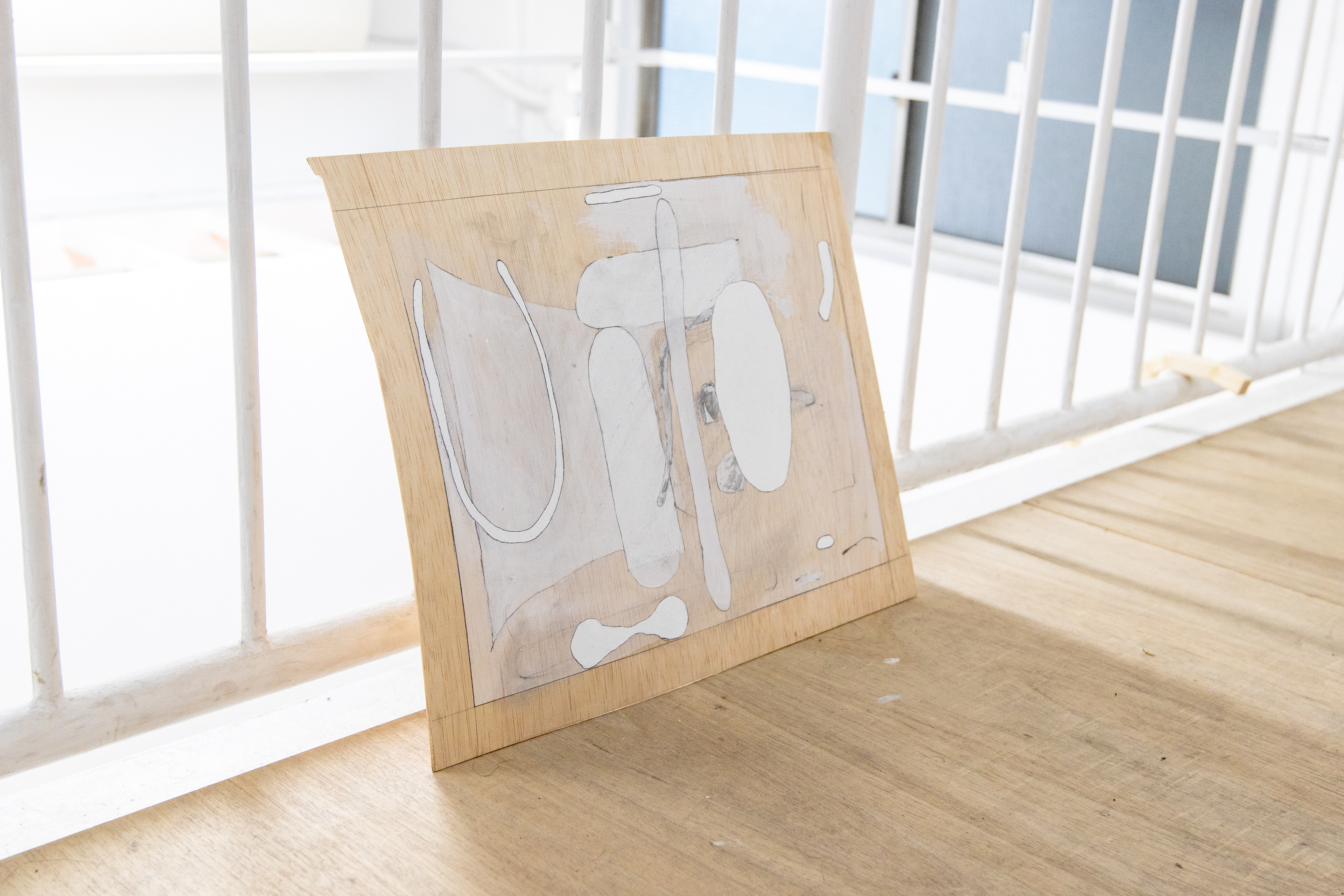 C-103/2023/Acrylic paint,pencil,gesso,wood board/427×344×2mm/Photo:Minami Okumura