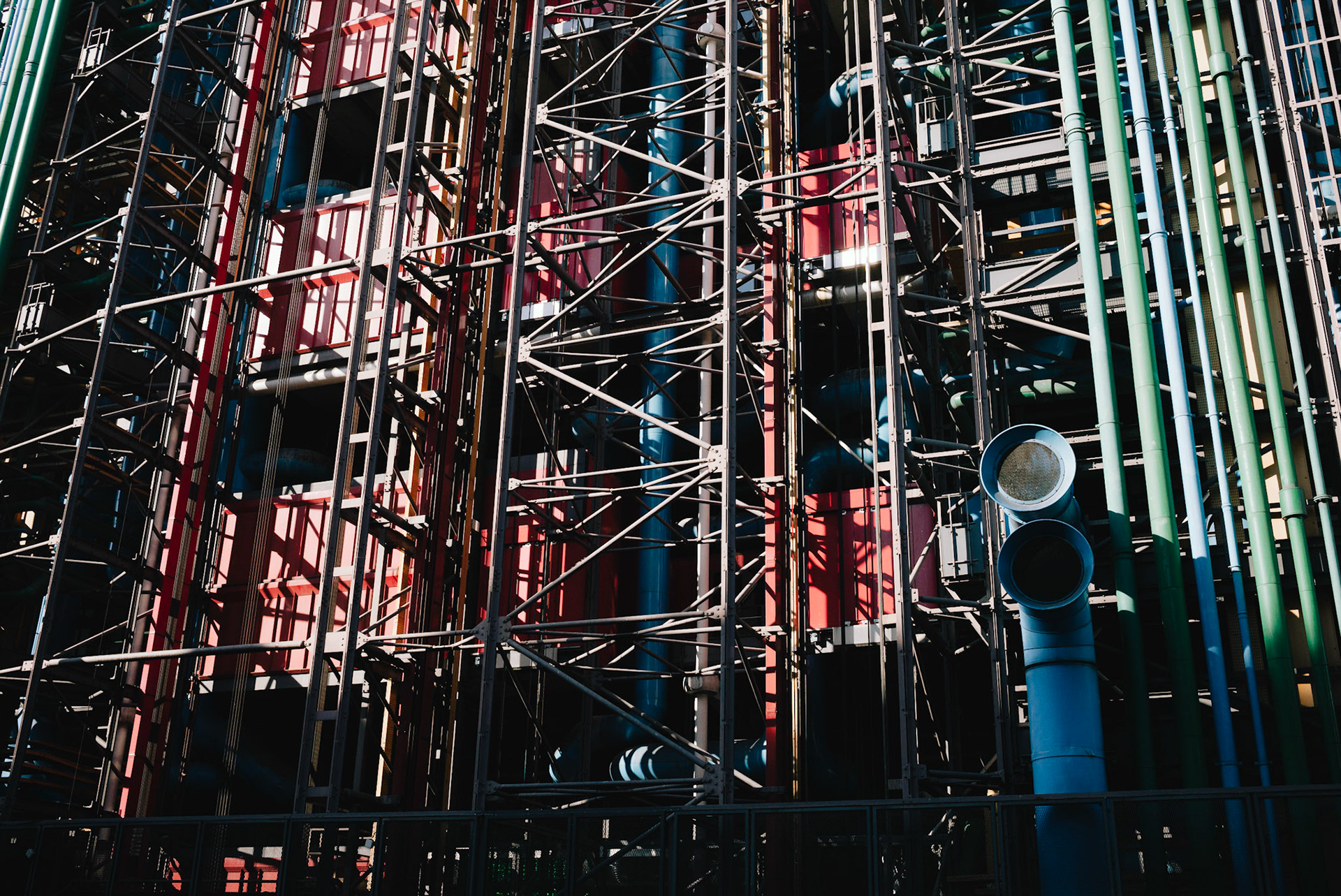 We managed to catch the last day of the Sabine Weiss photography exhibit here.