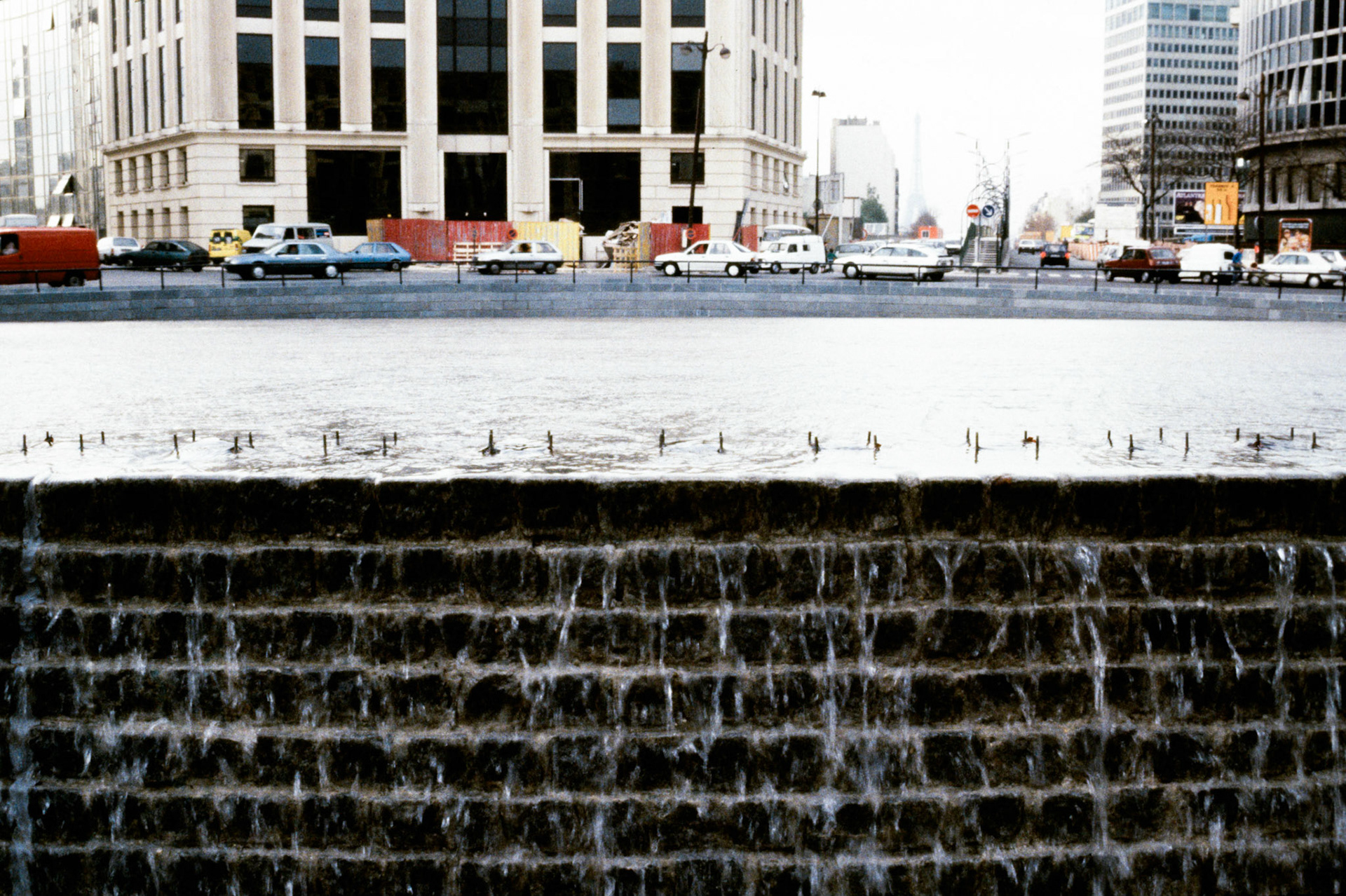The Creuset-du-Temps fountain at the Place de Catalogne