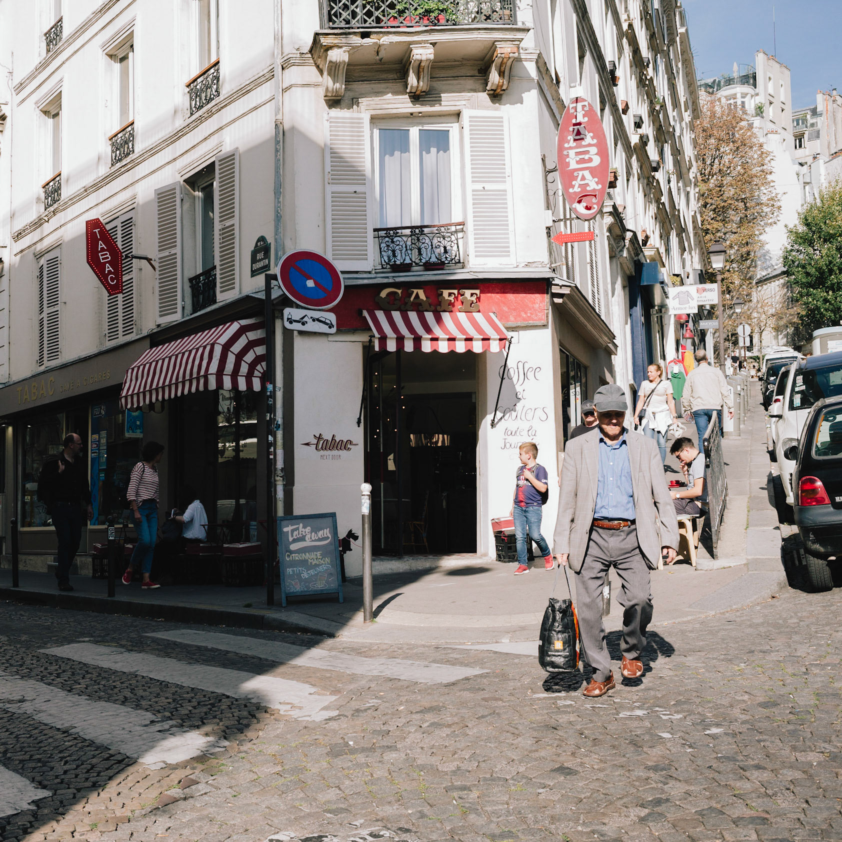 Café/Tabac at the intersection of Rue Durantin and Rue Ravignan in Montmartre