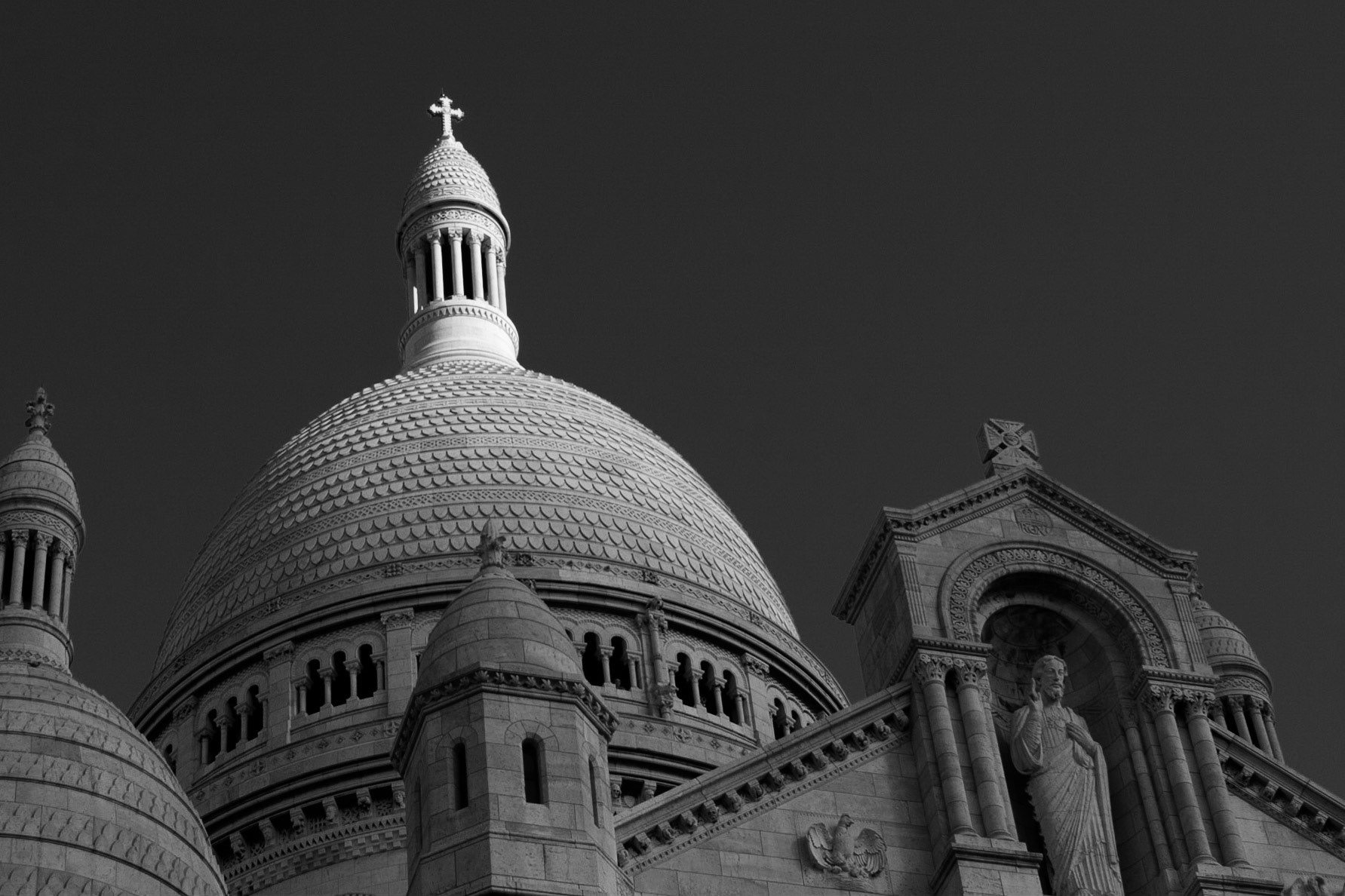 Les dômes de la basilique du Sacré-Coeur à Montmartre.