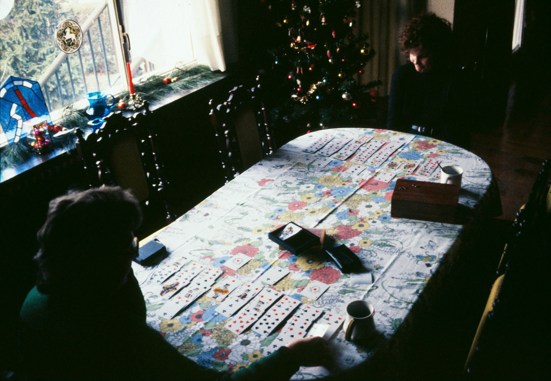 Shirley and Patsy, together in solitaire, Madrid