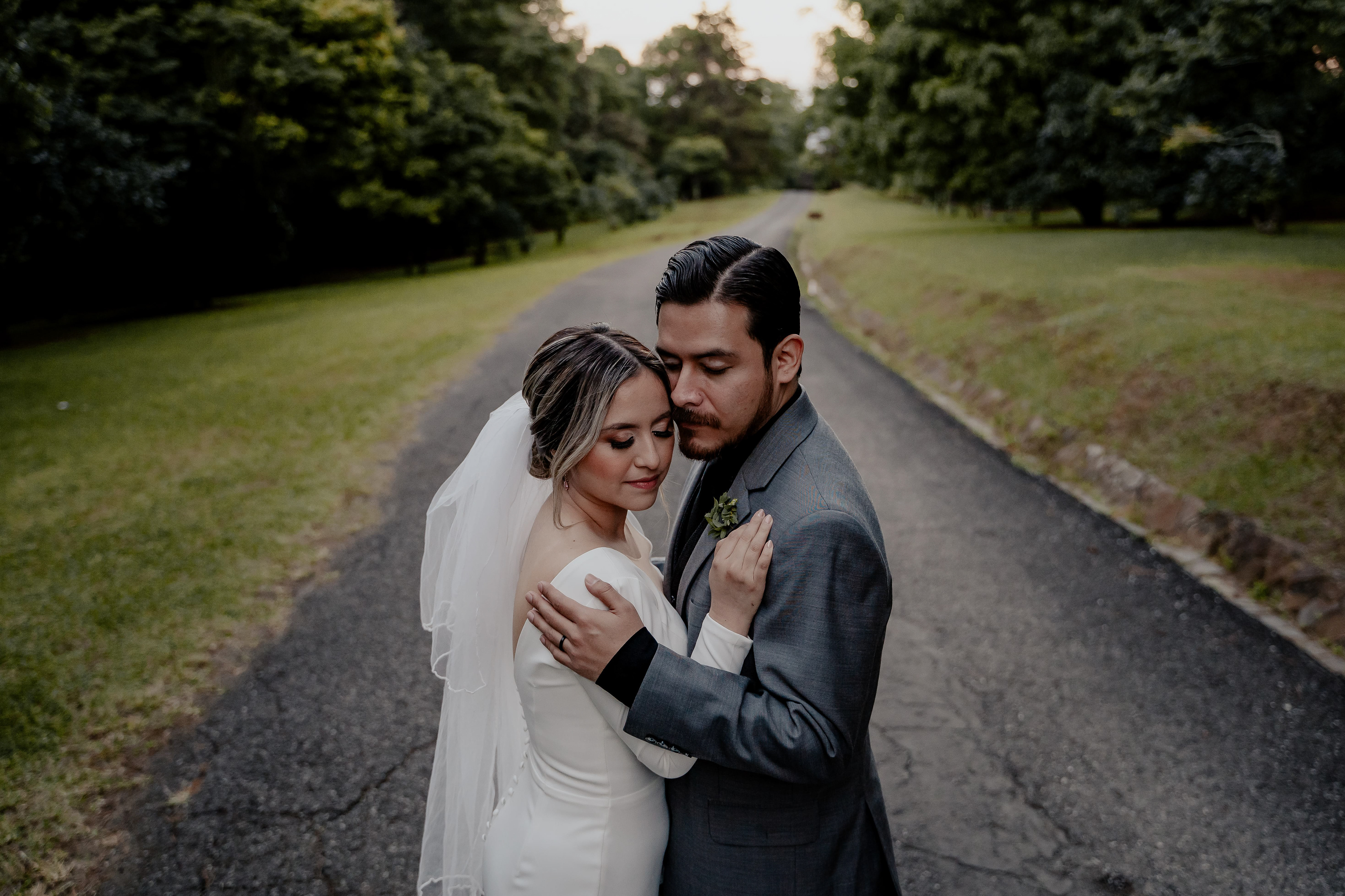 Romantic Wedding Photographer around the world