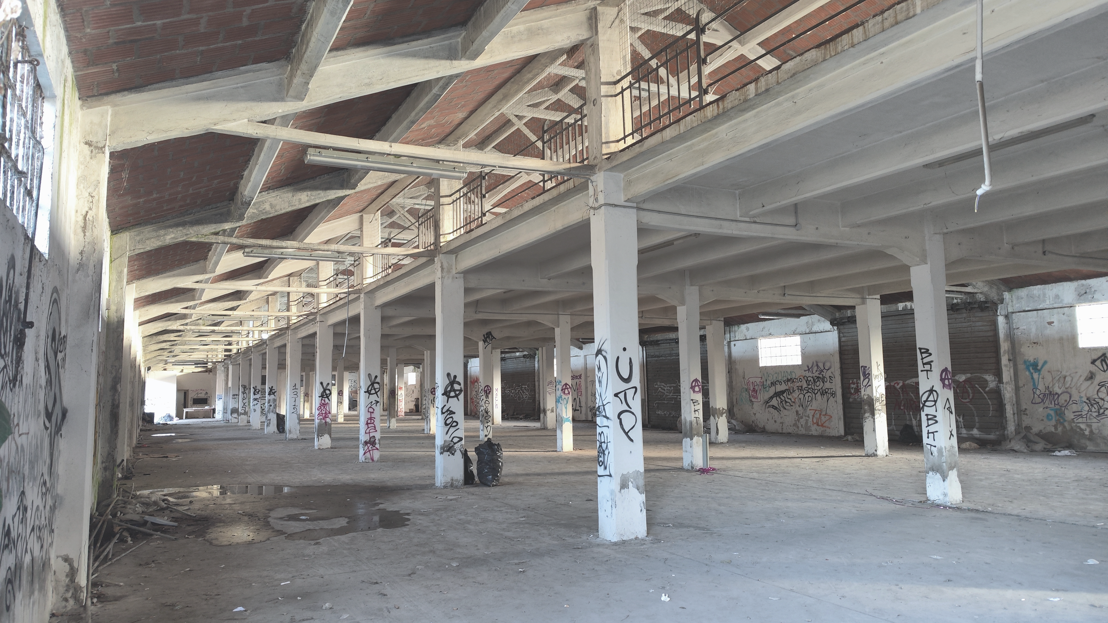 Photograph of the interior of a building classified as type 2
