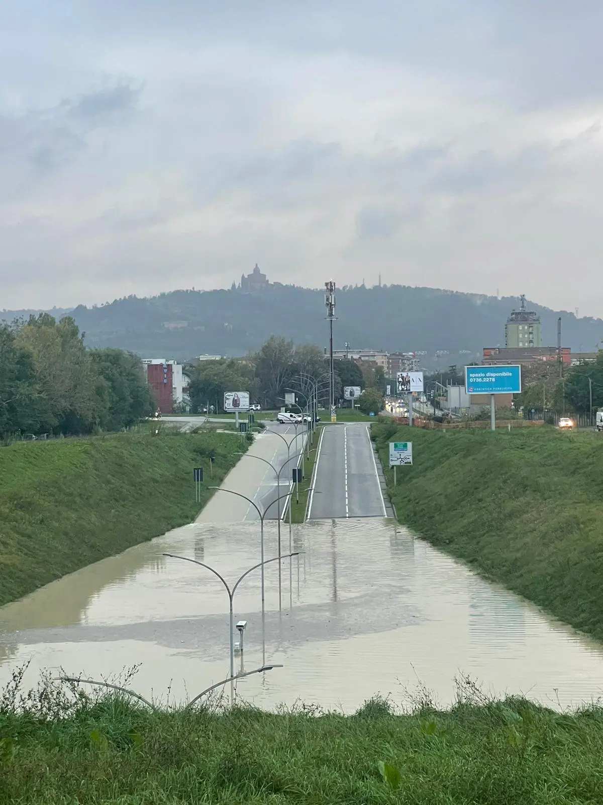 Il Resto del Carlino, Bologna, The underpass on Viale Sabena flooded, October 20, 2024