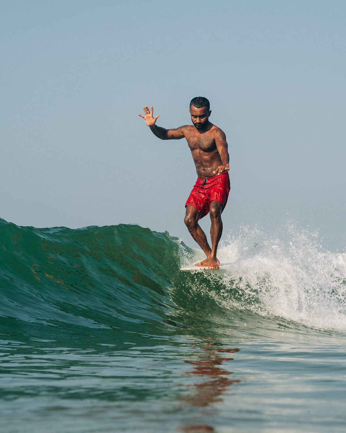 Thillina mayuranga Surfing in Weligama x Thomas Surf Boards x Birdwell