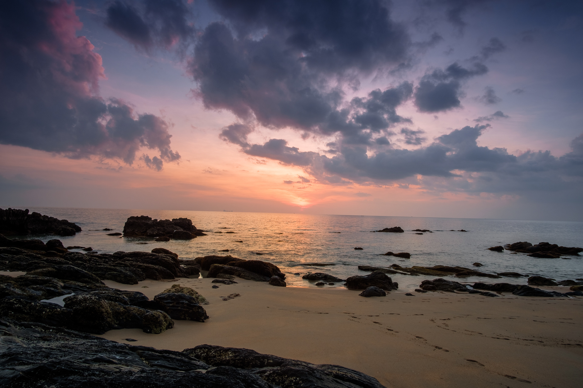 Klong Nin beach, Koh Lantanas Thailand
