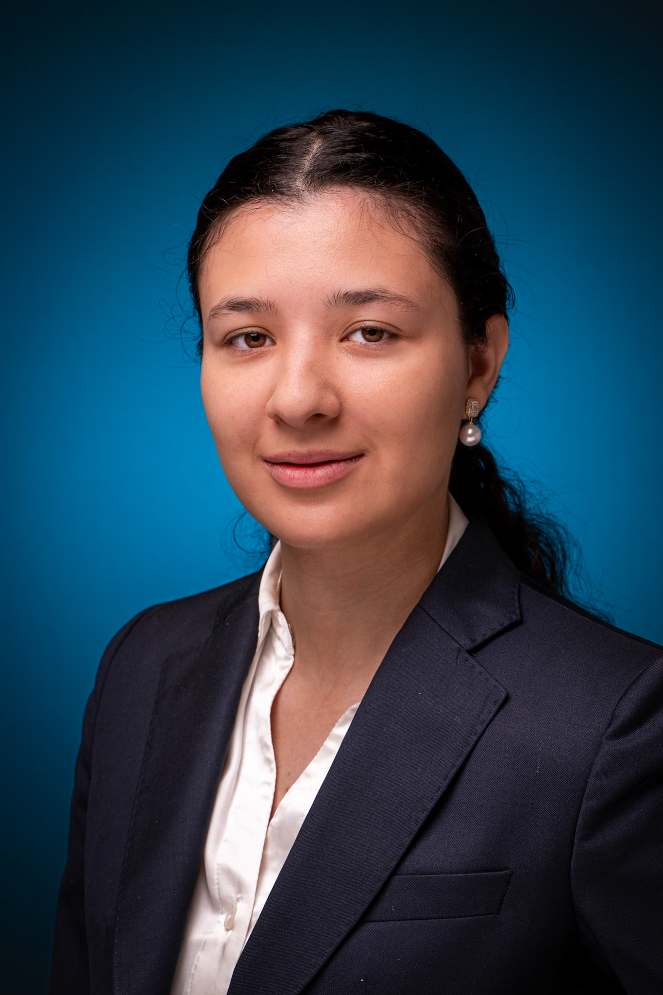 Zakelijke portretfotografie bij een advocatenkantoor in Utrecht, representatieve headshot van een juridisch medewerker.