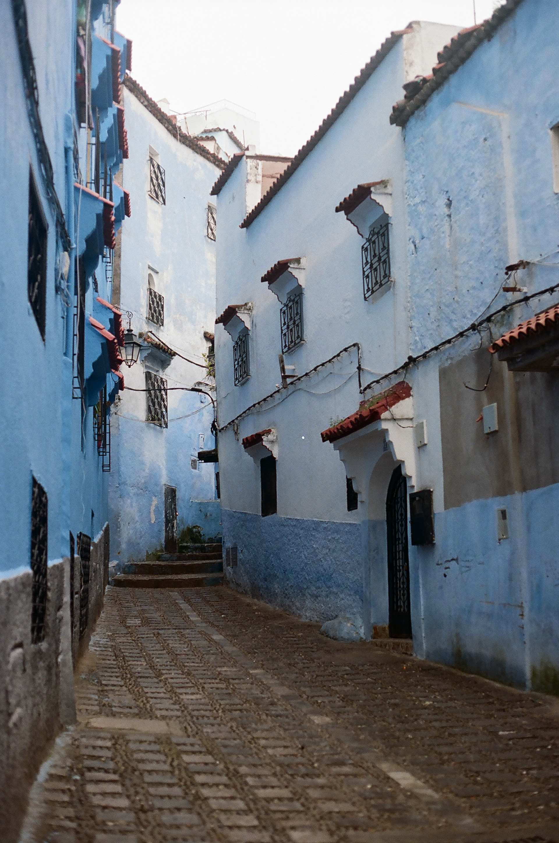 Chefchaouen, Morocco - The Blue Pearl - Film