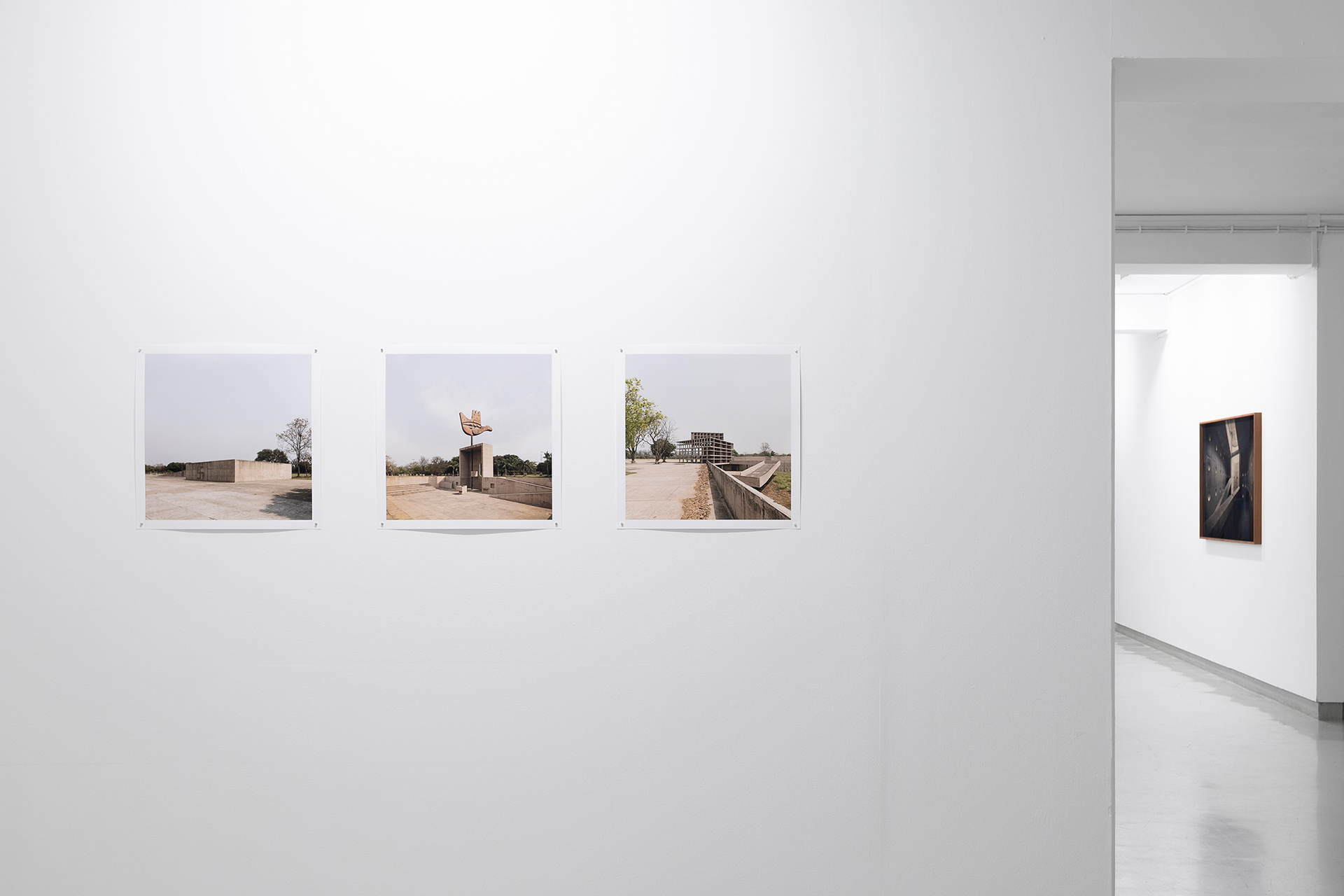 Exhibition view at Galeria Presença. 2026