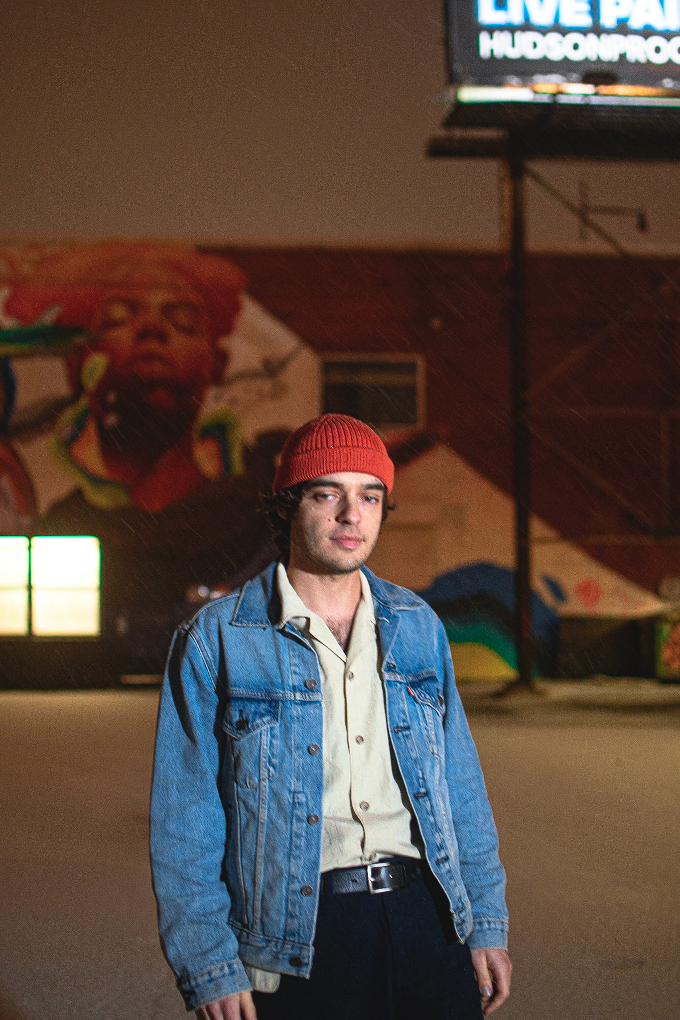 Alexander Yearns for suoicsnocnu