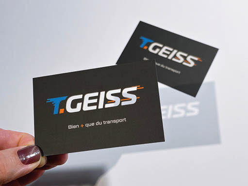 Logo - Carte de visite perforée - Annonce presse