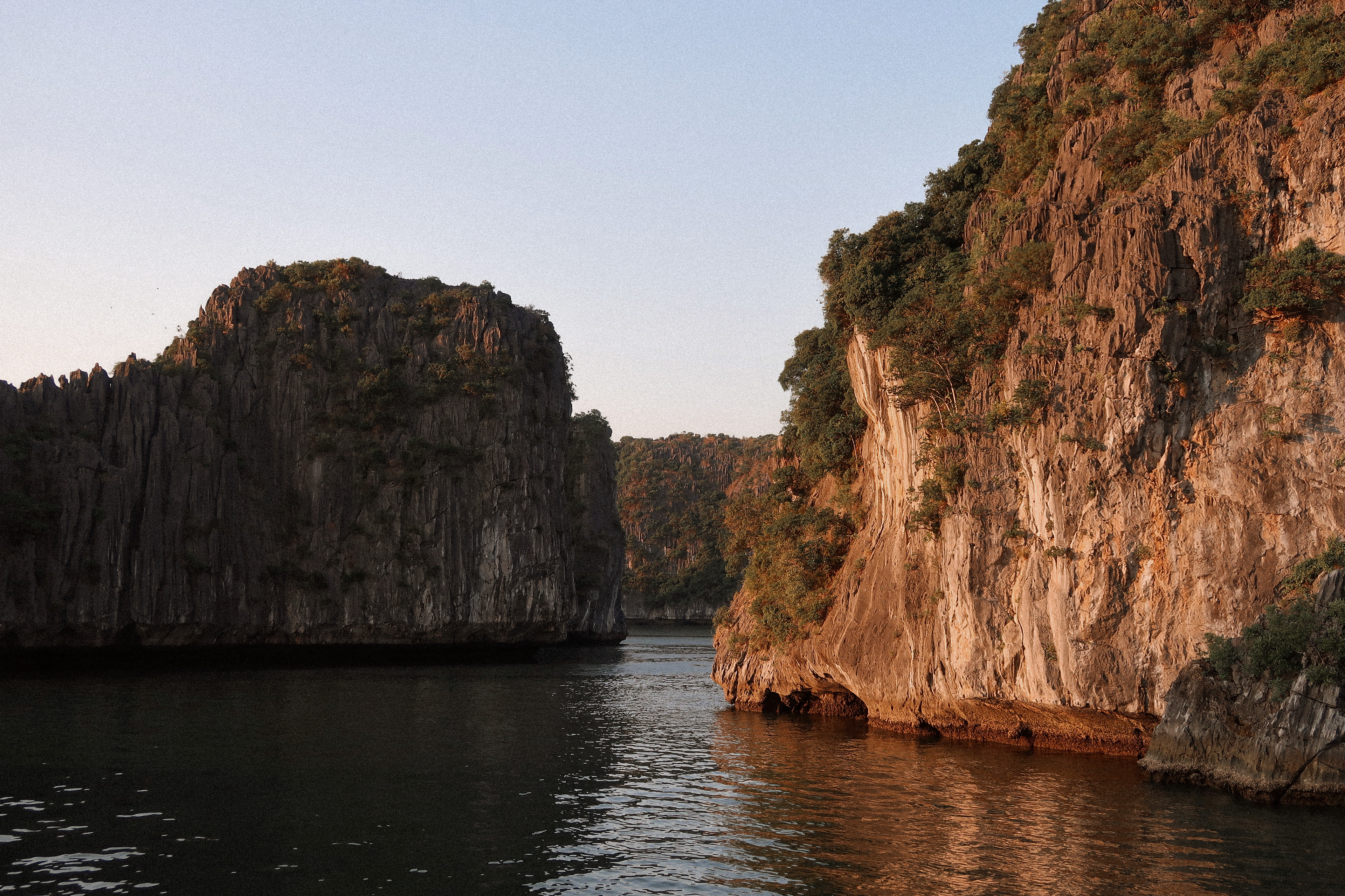 LAN HA BAY, CÀT BÀ, VIETNAM