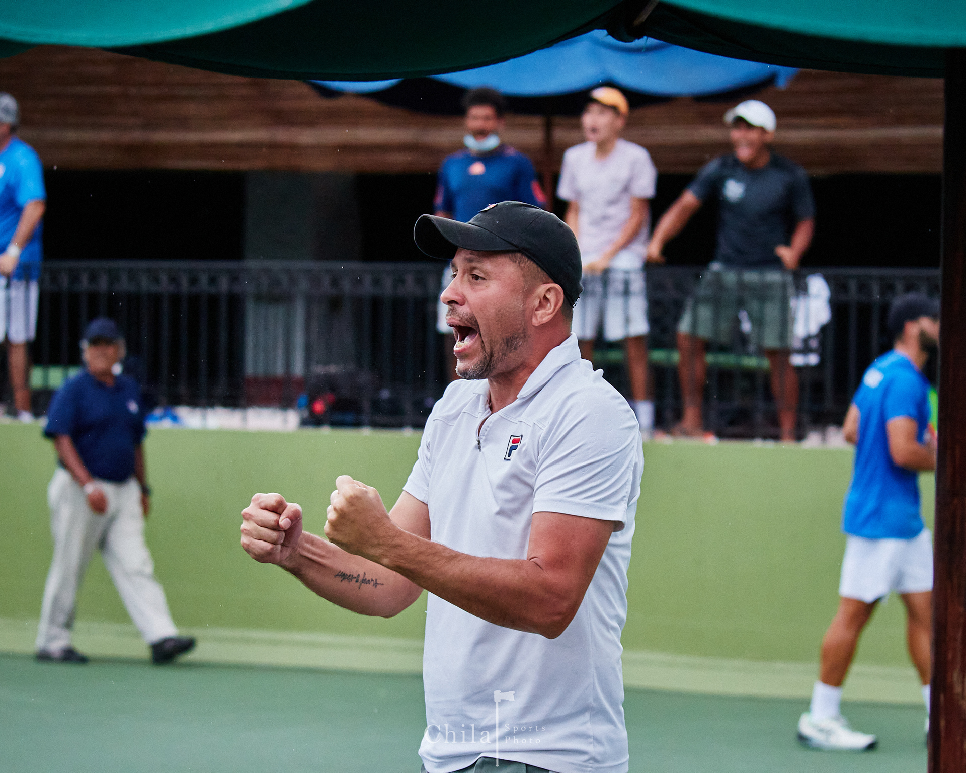 El capitán Chad Valdes (PAN) celebra intensamente un punto ante Puerto Rico