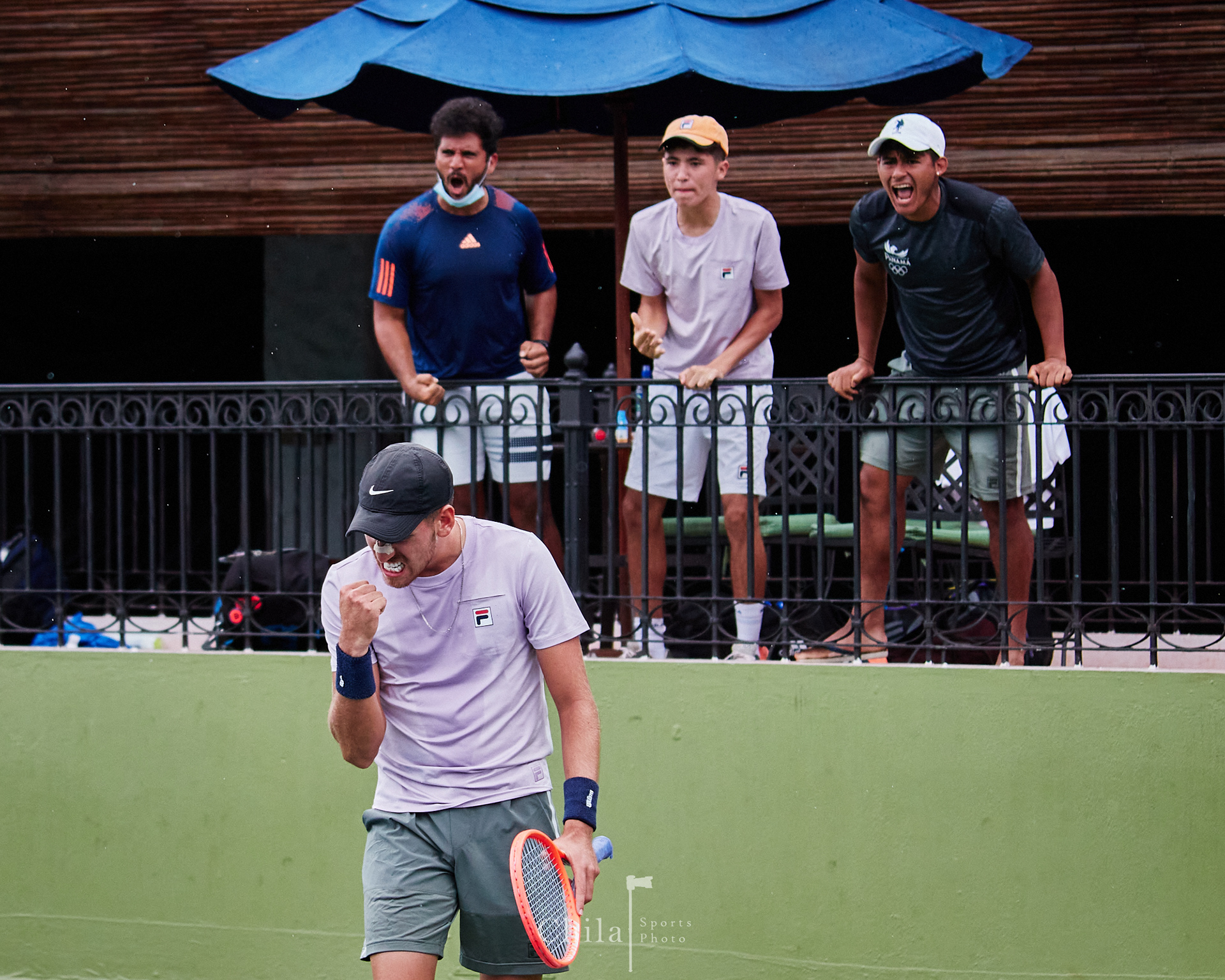 El equipo Panameño apoyo a su compañero Marcelo Rodriguez