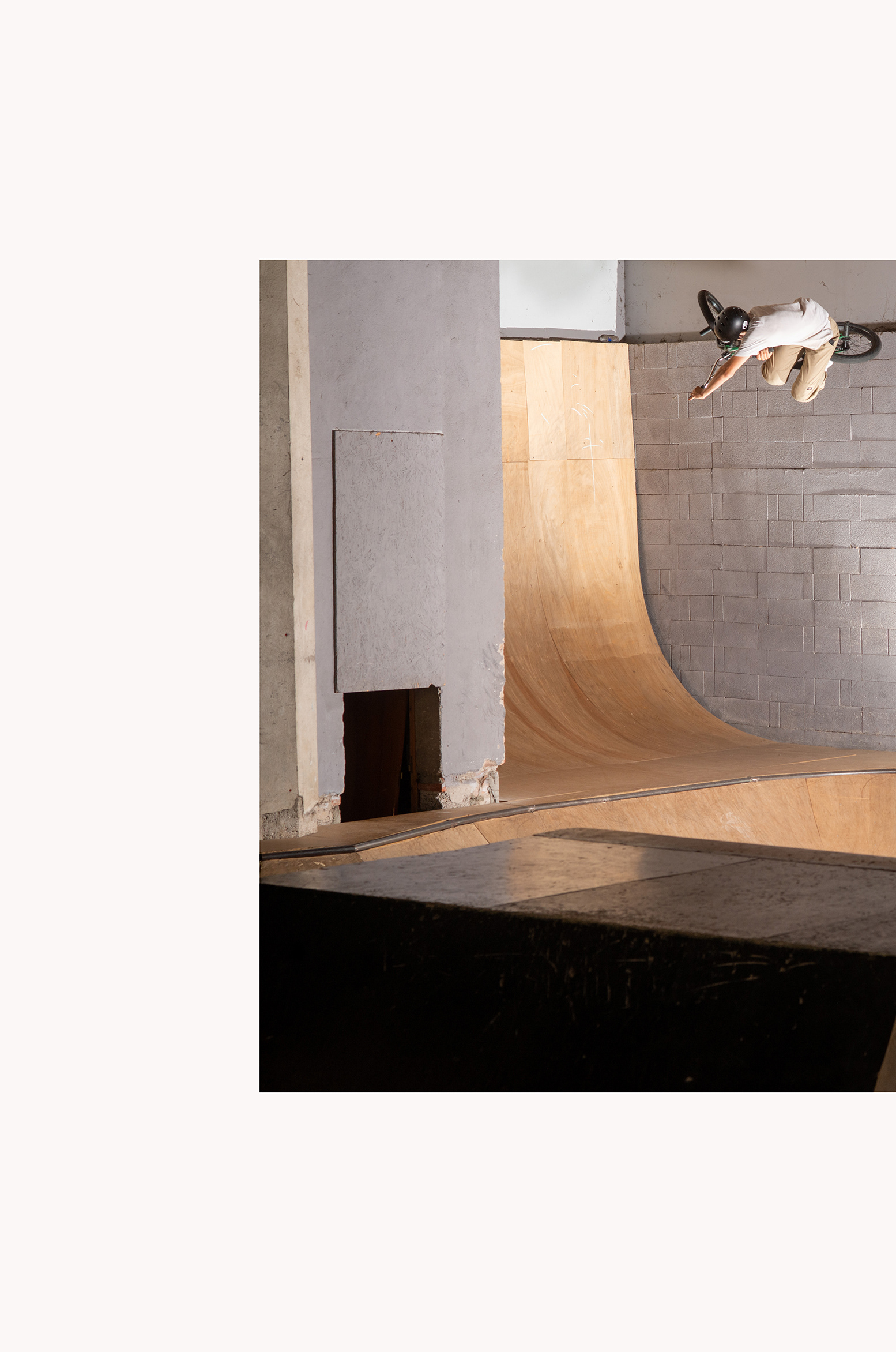 Sasha Cambon, Fat pocket transfer à la maison. 