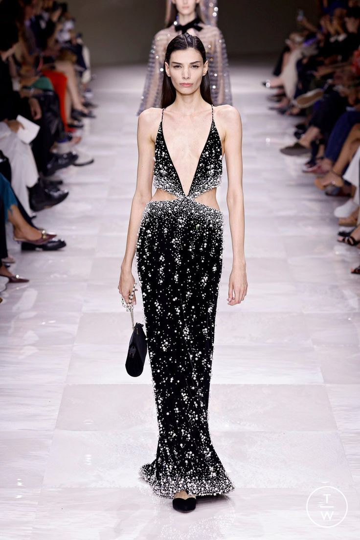 Giorgio Armani Prive Fall Winter 2024/25 Fashion Show