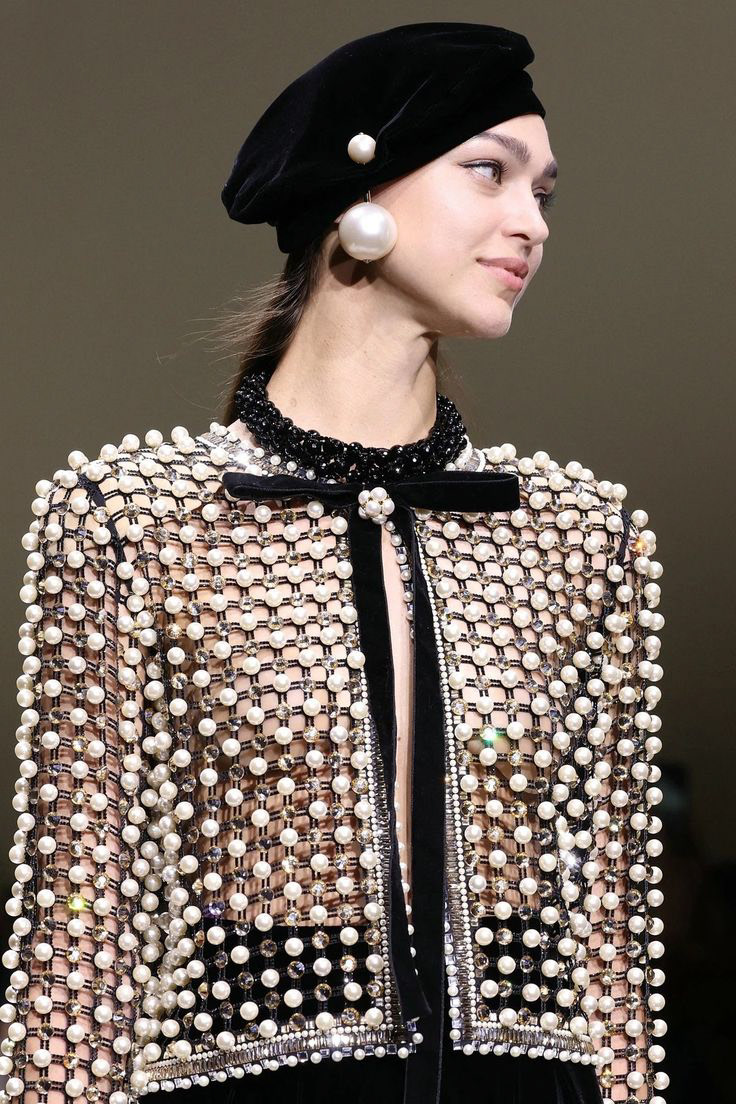 Giorgio Armani Prive Fall Winter 2024/25 Fashion Show